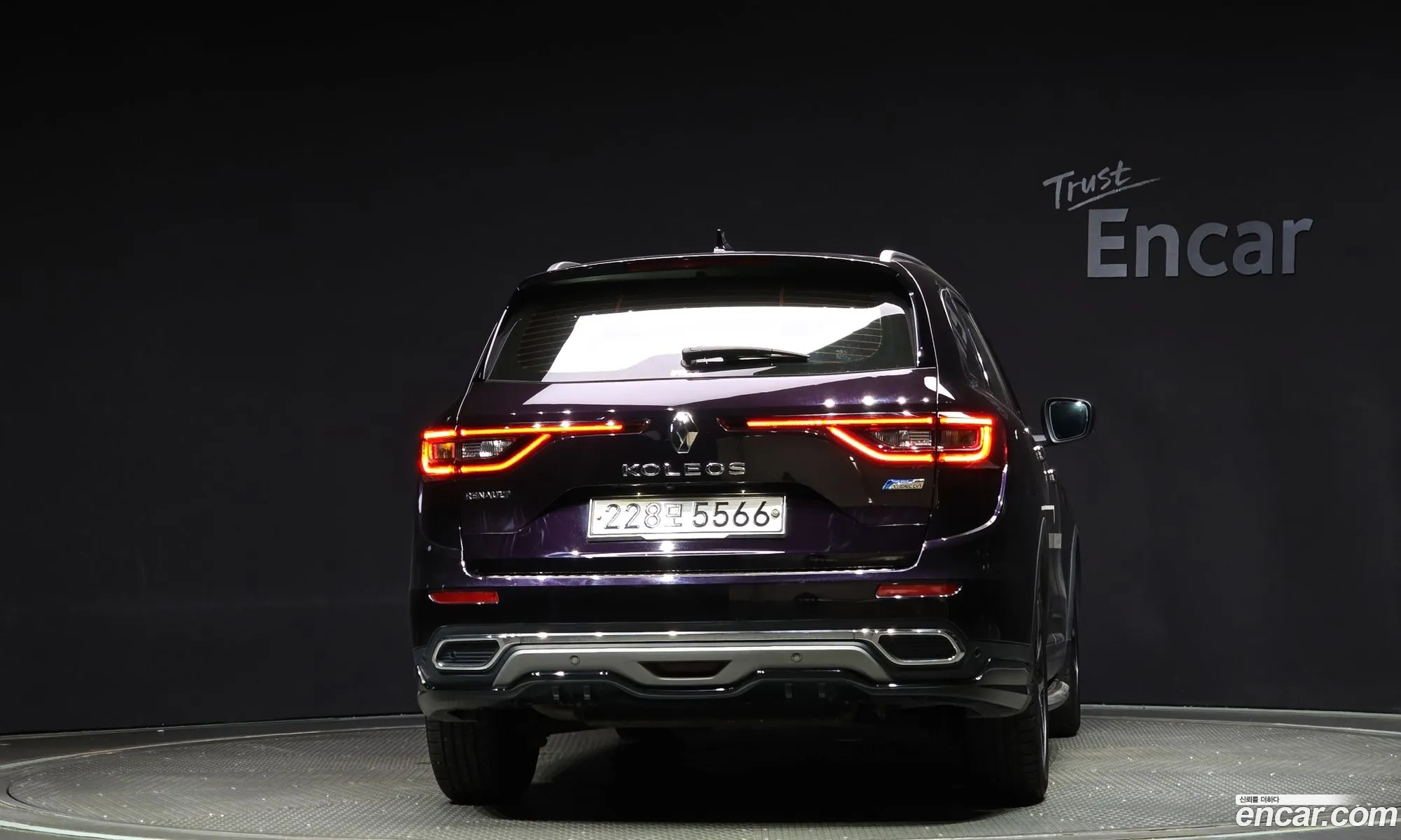 Renault Korea Samsung The New Qm6 20 Lpe Re Signature 2Wd - фотография 7189028