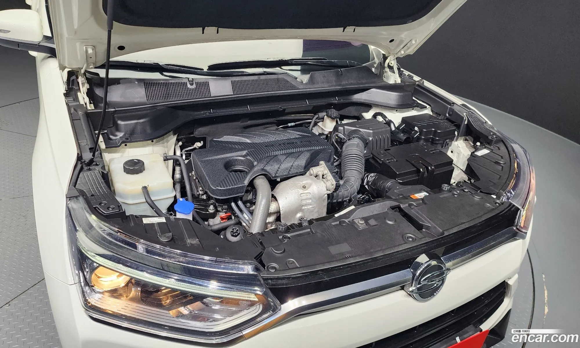 Kg Mobility Ssangyong Beautiful Korando Diesel 16 2Wd Delight - фотография 8254056