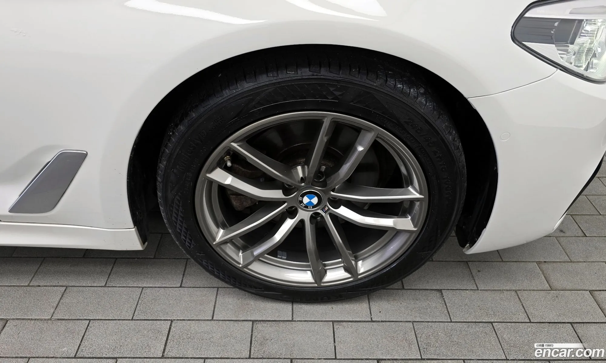 BMW 5 Series G30 520D M Sports Plus - фотография 7688628