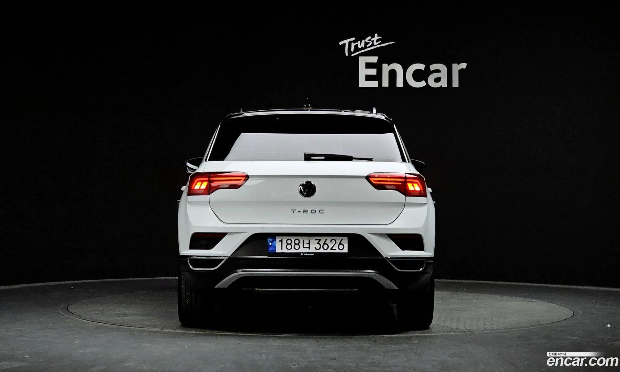 Volkswagen T-Roc 20 Tdi Style - фотография 7907361