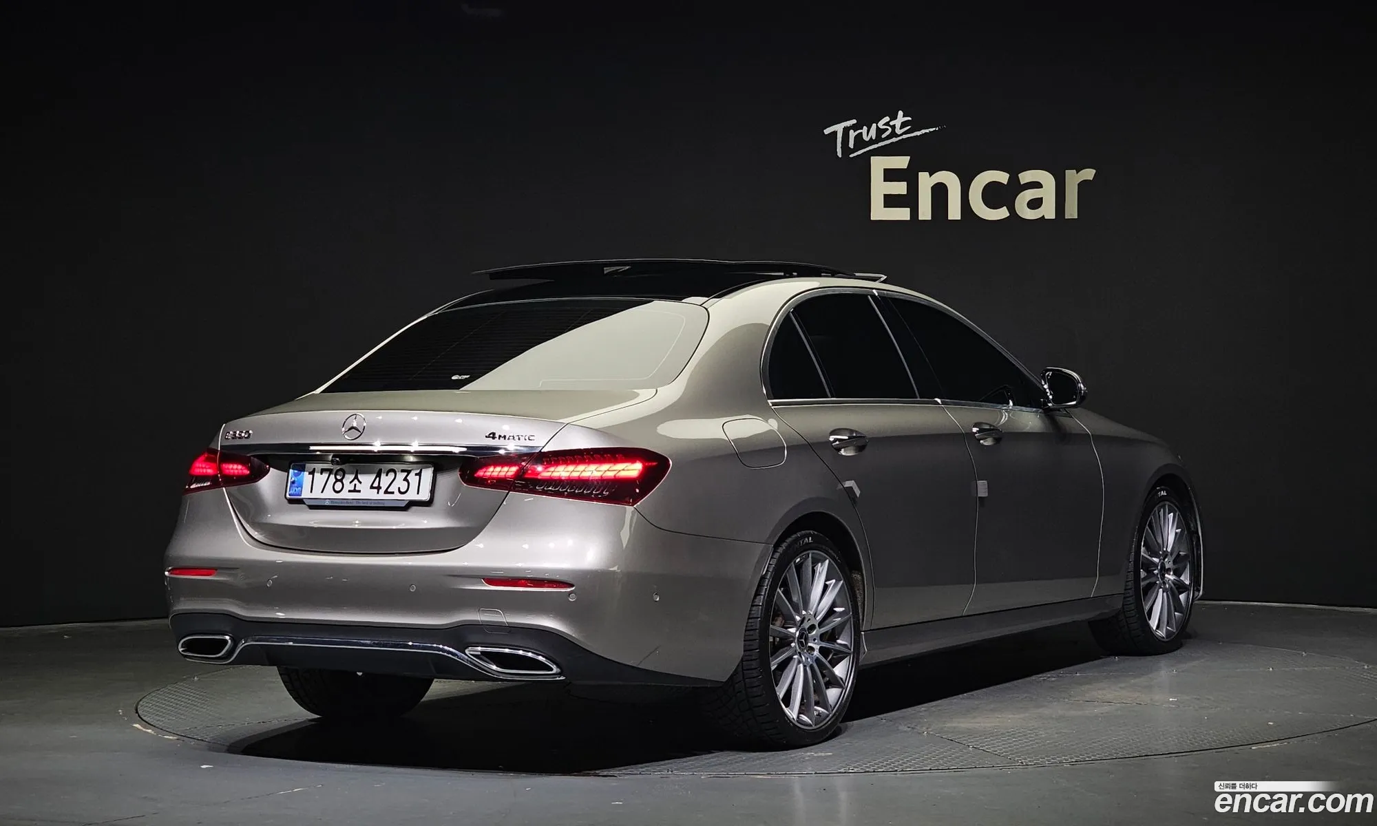 Mercedes E-Class W213 E350 4Matic Amg Line Edition - фотография 19133234