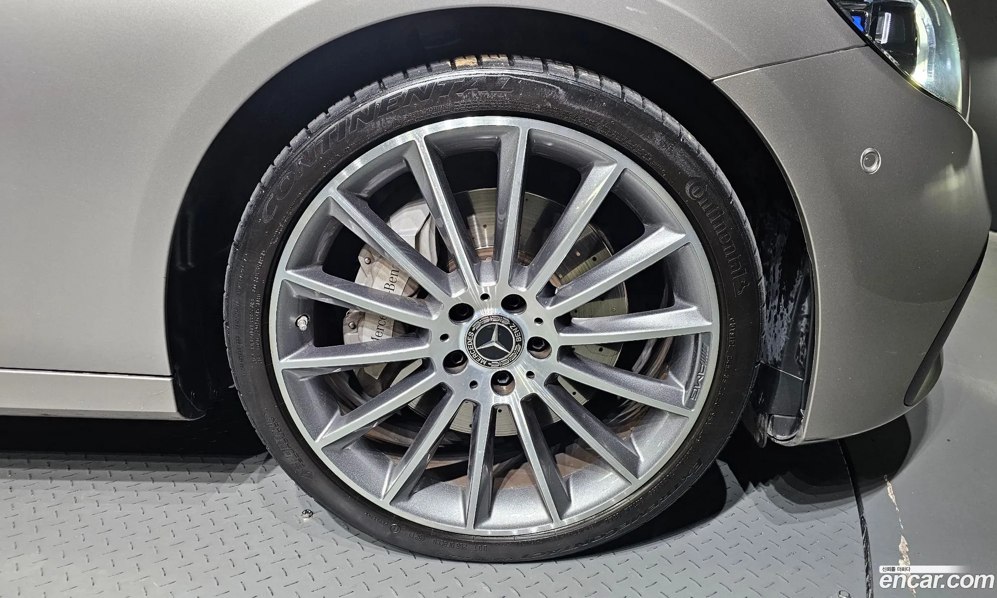 Mercedes E-Class W213 E350 4Matic Amg Line Edition - фотография 19133237