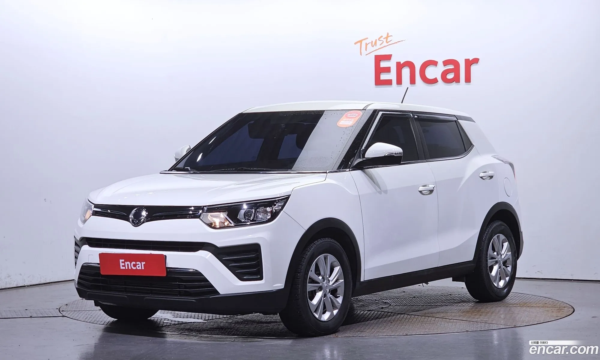 Kg Mobility Ssangyong Very New Tivoli Gasoline 15 2Wd V1 - фотография 8186182