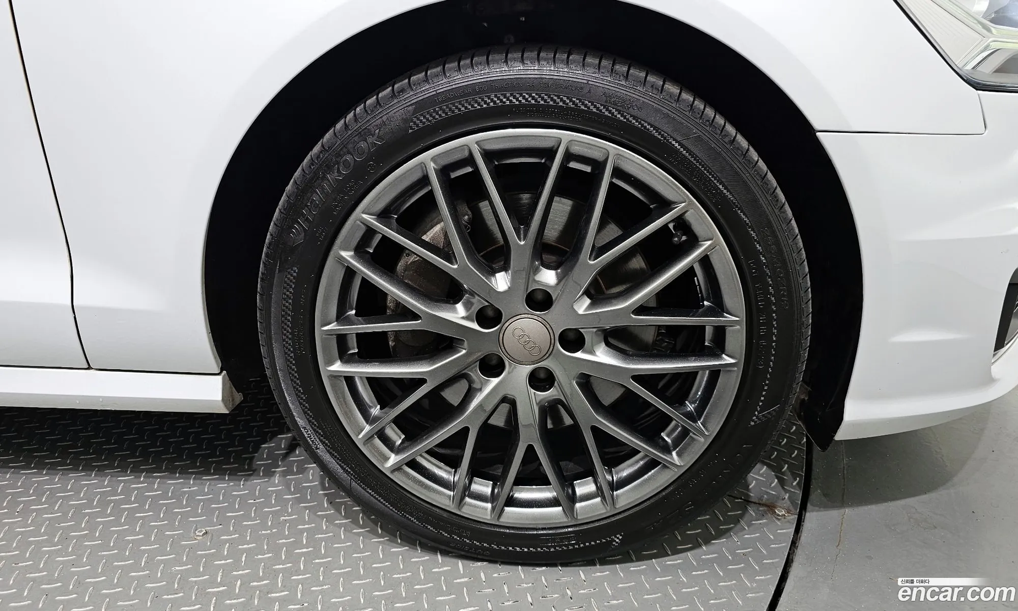 Audi New A6 40 Tdi Quattro Premium C7 - фотография 1114768