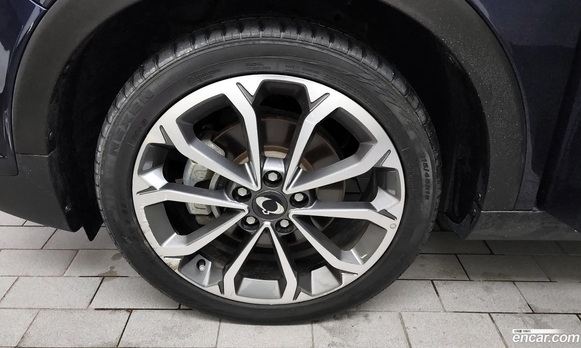 Kg Mobility Ssangyong Tivoli Armor Gear Edition 2Wd - фотография 7300119