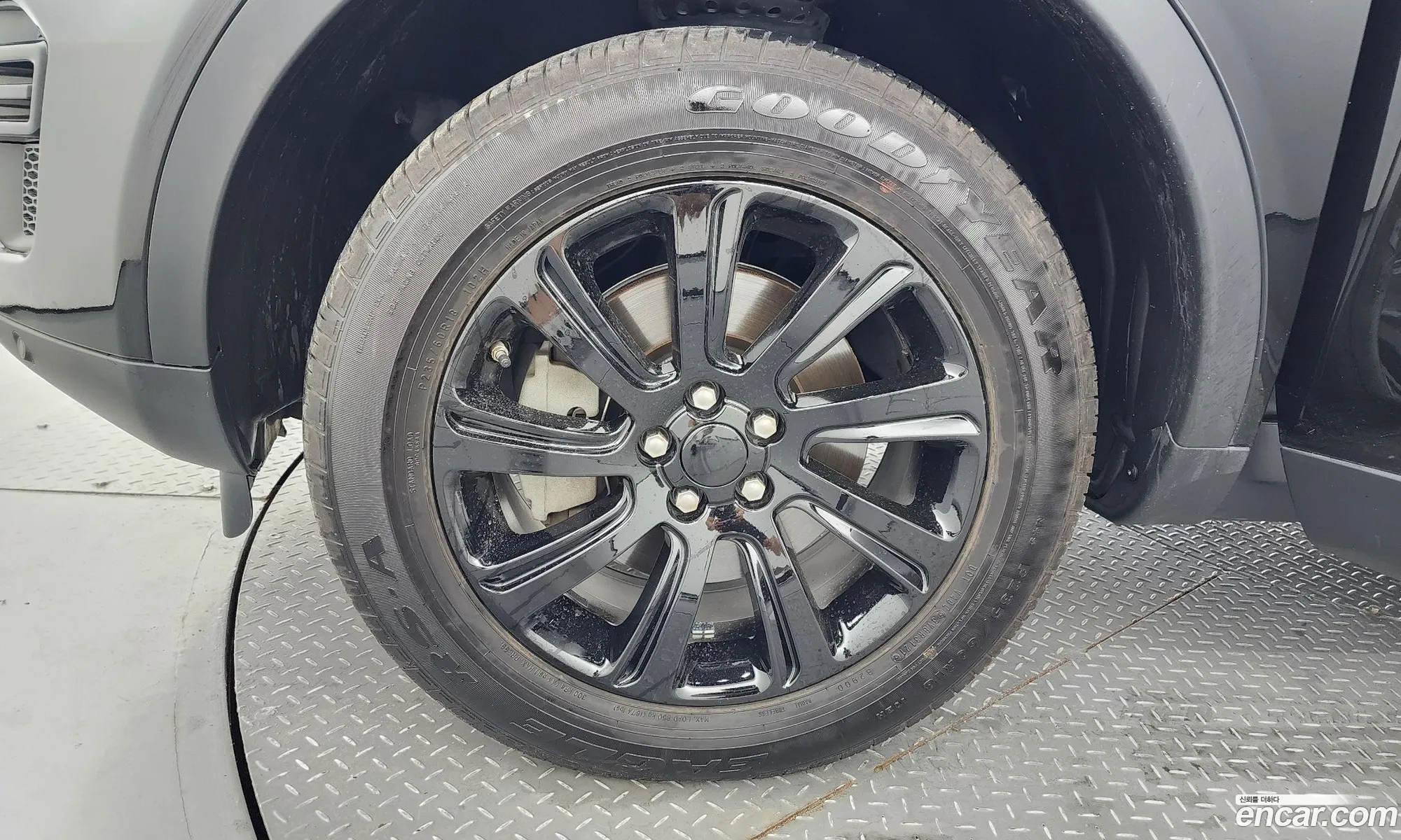 Land Rover Discovery Sports 20 Td4 Se - фотография 7103357