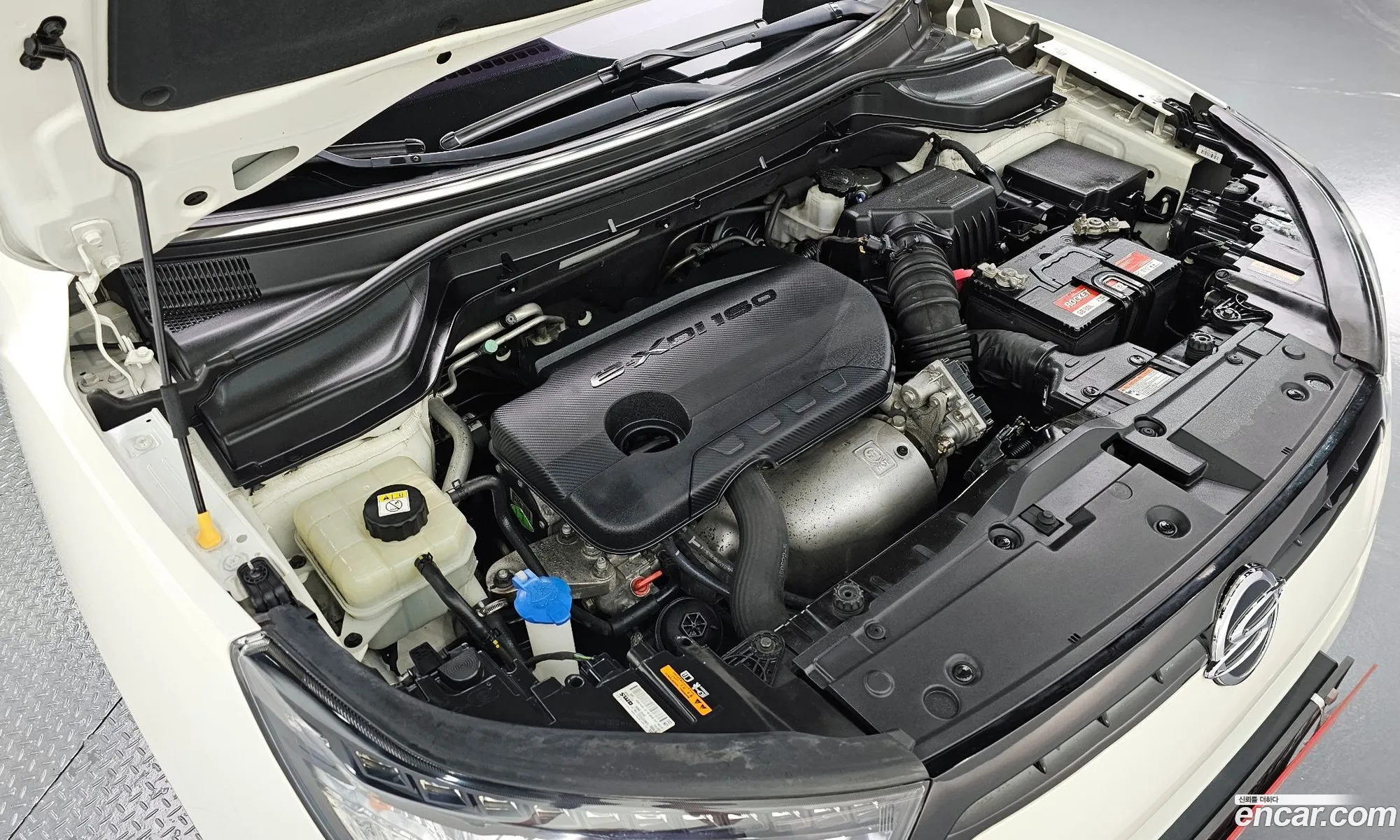 Kg Mobility Ssangyong Tivoli Diesel Lx 2Wd - фотография 8206629