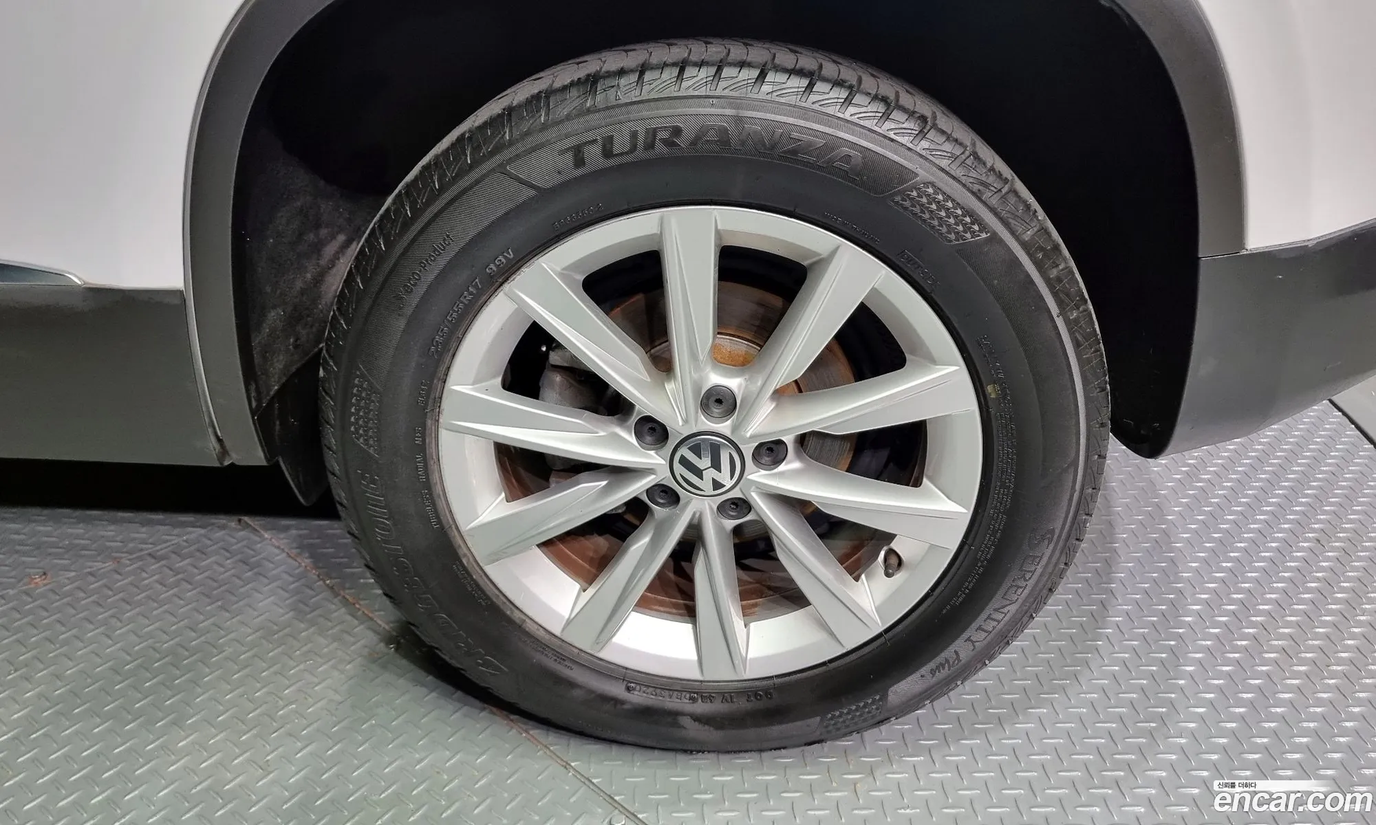 Volkswagen New Tiguan 20 Tdi Comfort 5N - фотография 7937517
