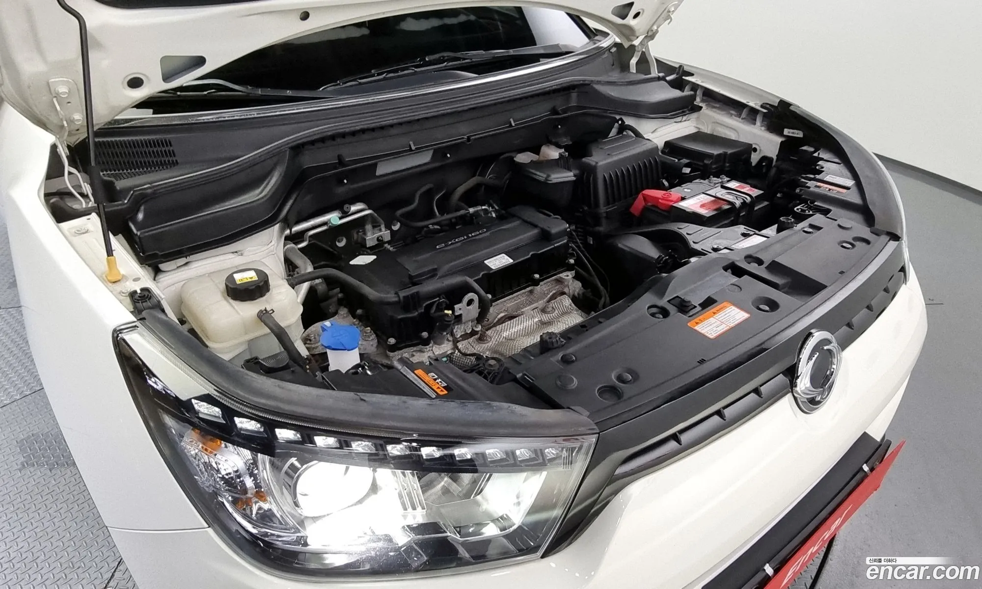 Kg Mobility Ssangyong Tivoli Armor Gear Edition 2Wd - фотография 8198550