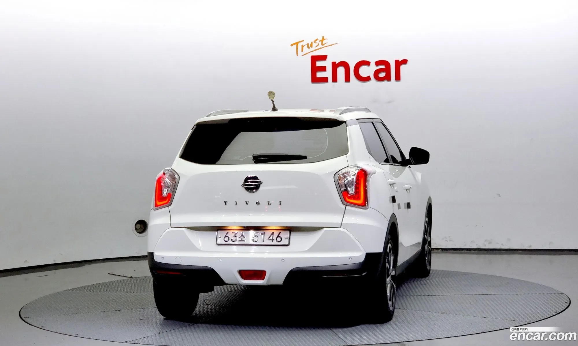 Kg Mobility Ssangyong Tivoli Diesel Lx 2Wd - фотография 7973700