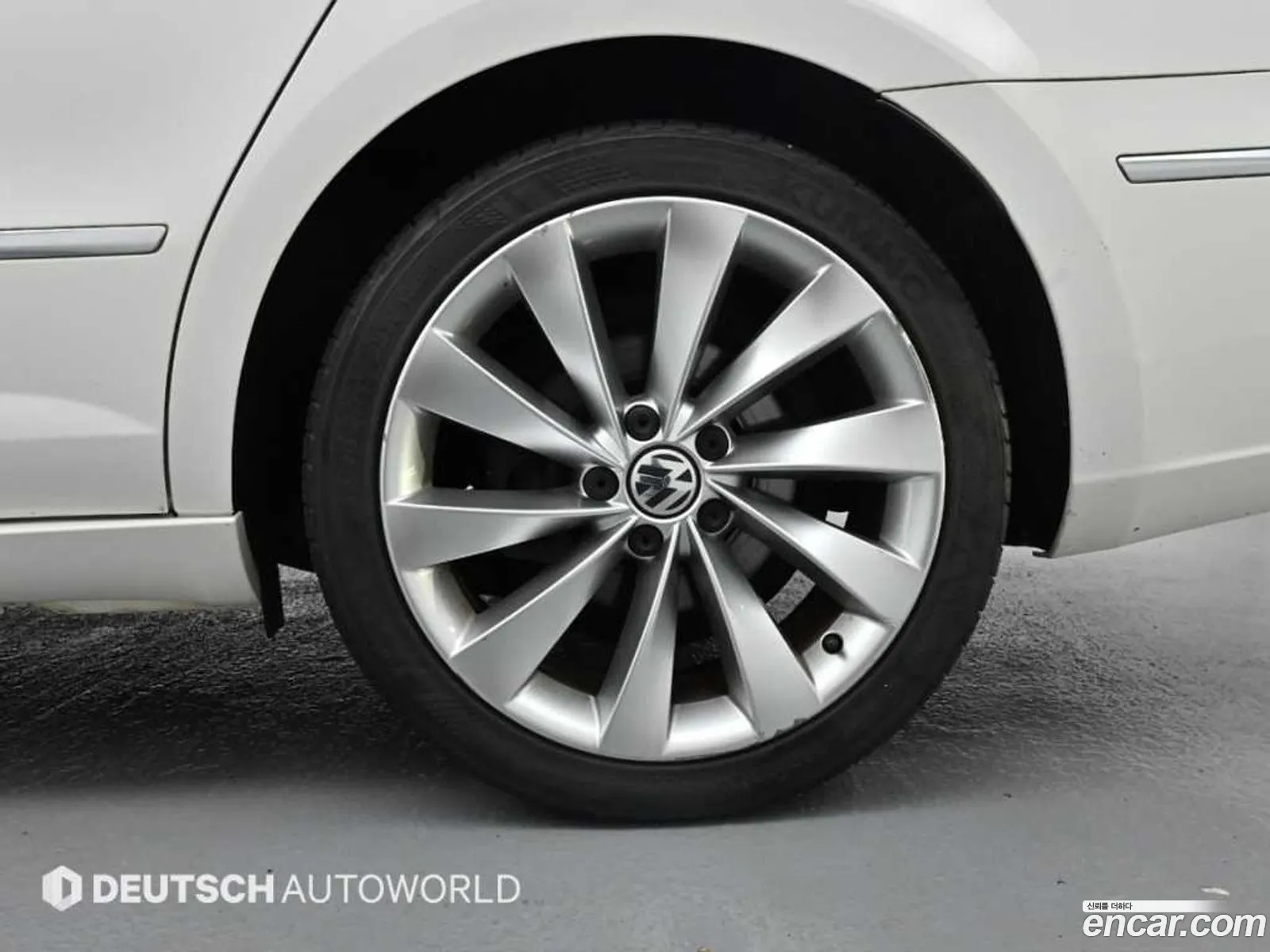 Volkswagen New Cc 20 Tdi Bluemotion 4Motion - фотография 12726793