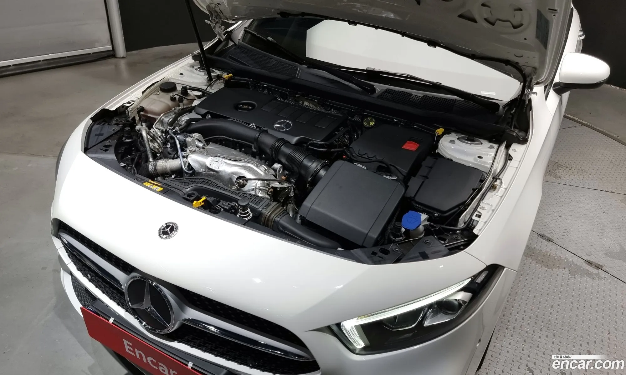 Mercedes A-Class W177 A220 Sedan - фотография 19133226