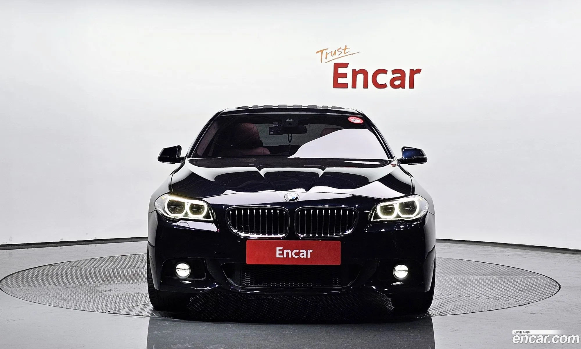 BMW 5 Series F10 520D xDrive M Aerodynamics - фотография 8126572