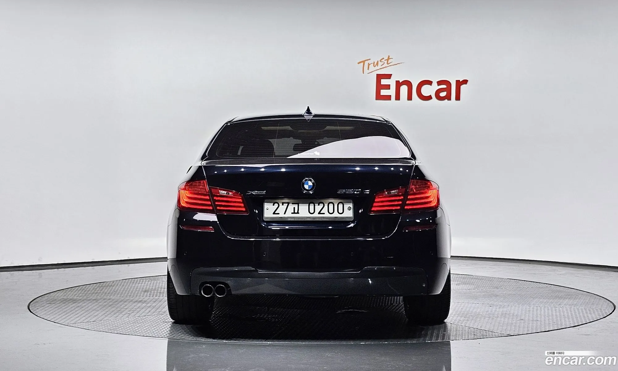 BMW 5 Series F10 520D xDrive M Aerodynamics - фотография 8126573