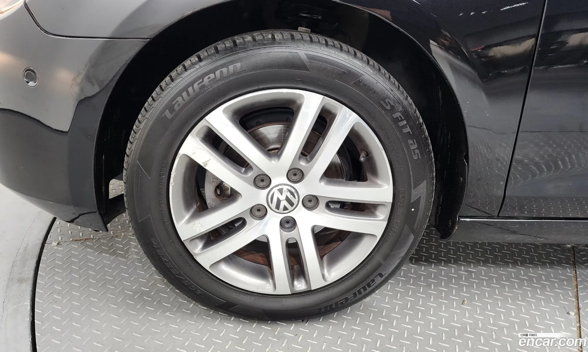 Volkswagen Golf 6Th Generation 16 Tdi Bluemotion - фотография 7907338