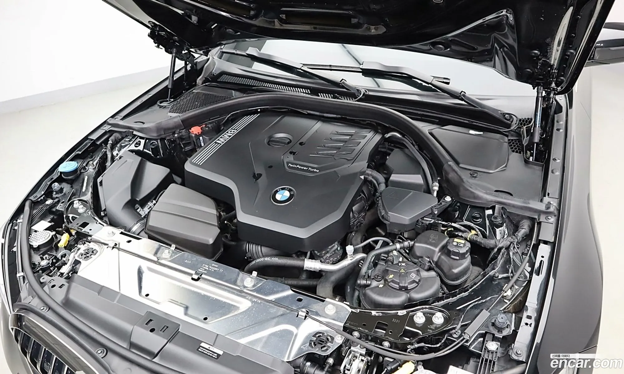 BMW 3 Series G20 320I Luxury - фотография 18317710