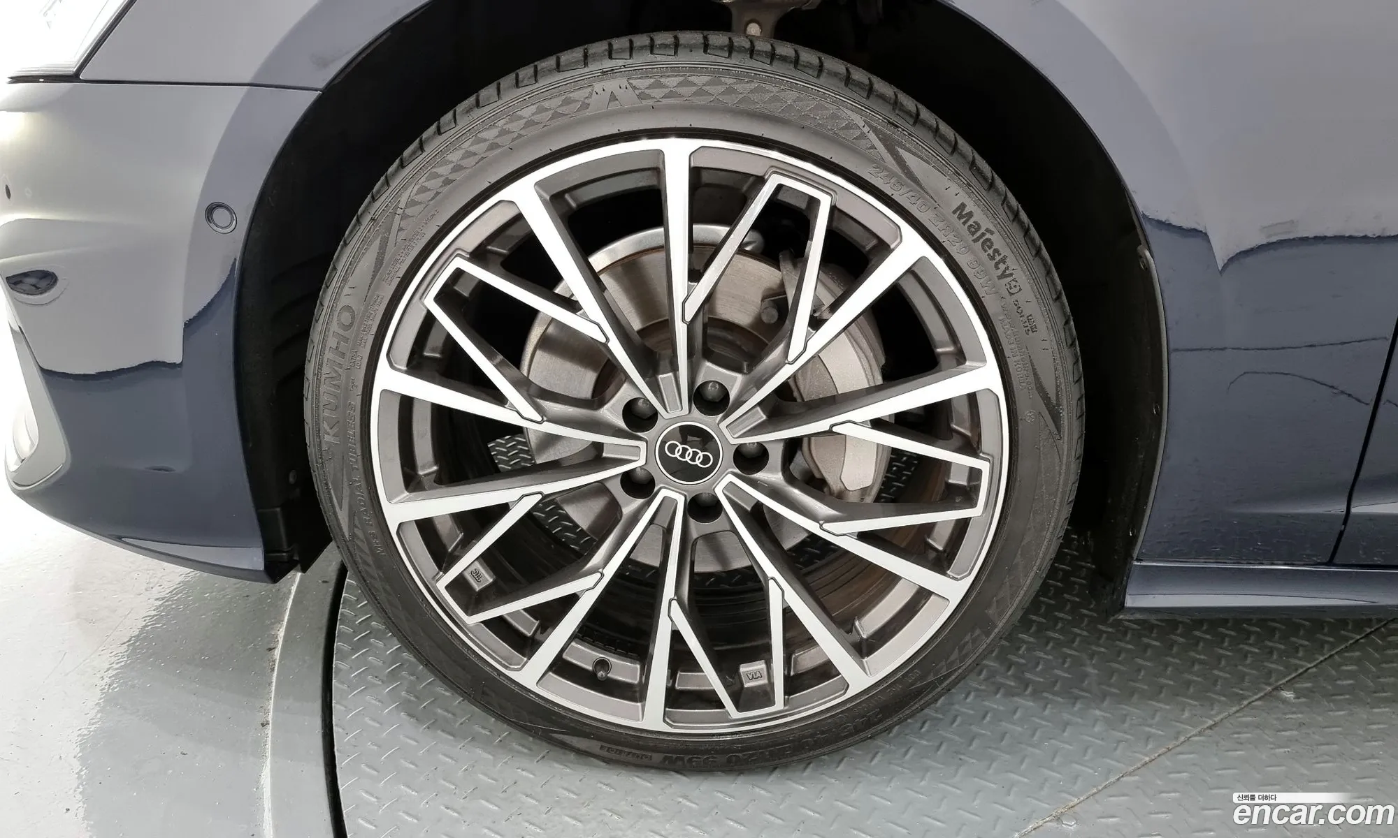 Audi A6 C8 45 Tfsi Quattro Premium - фотография 393810