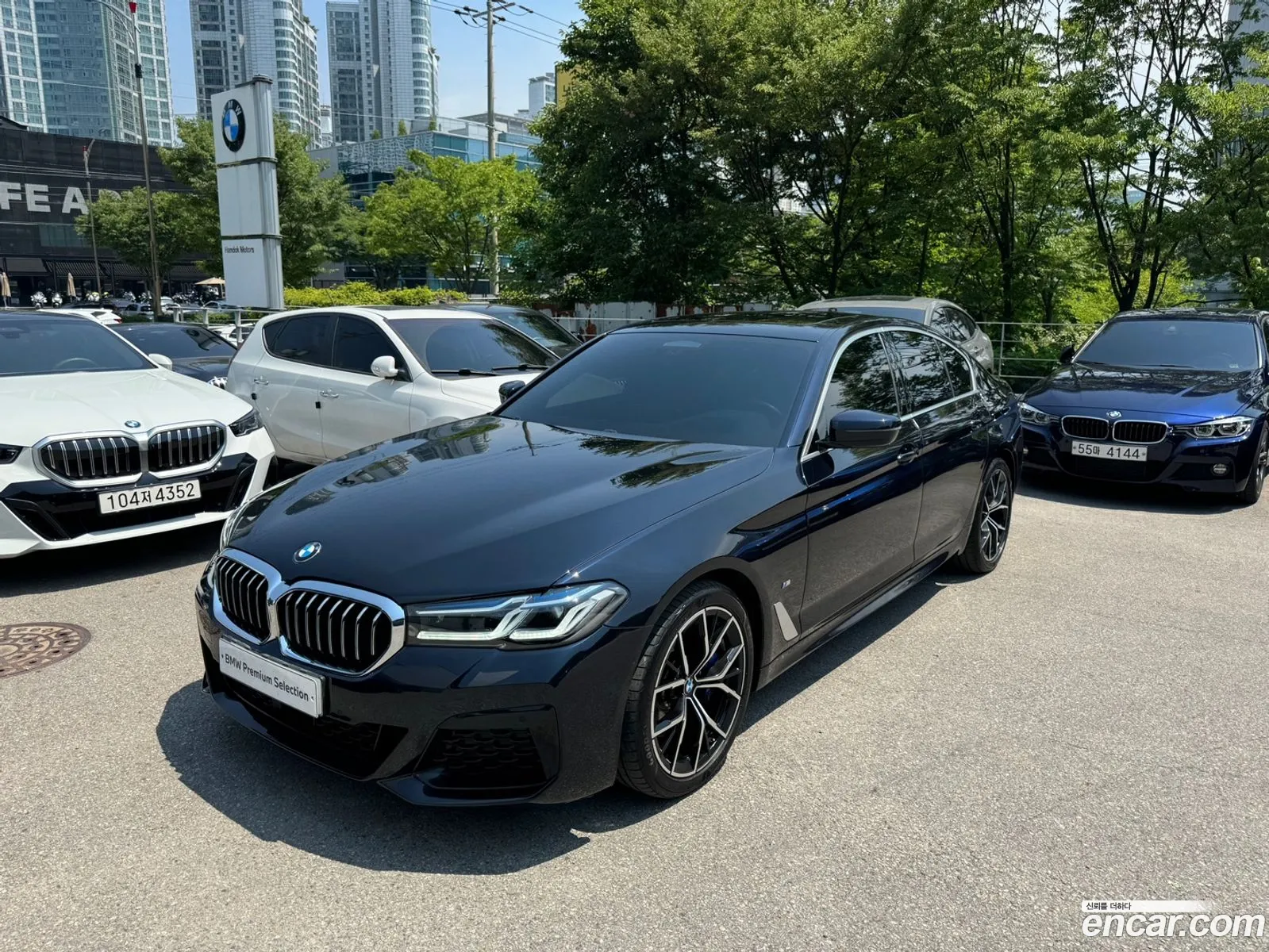 BMW 5 Series G30 530I xDrive M Sports - фотография 18338373