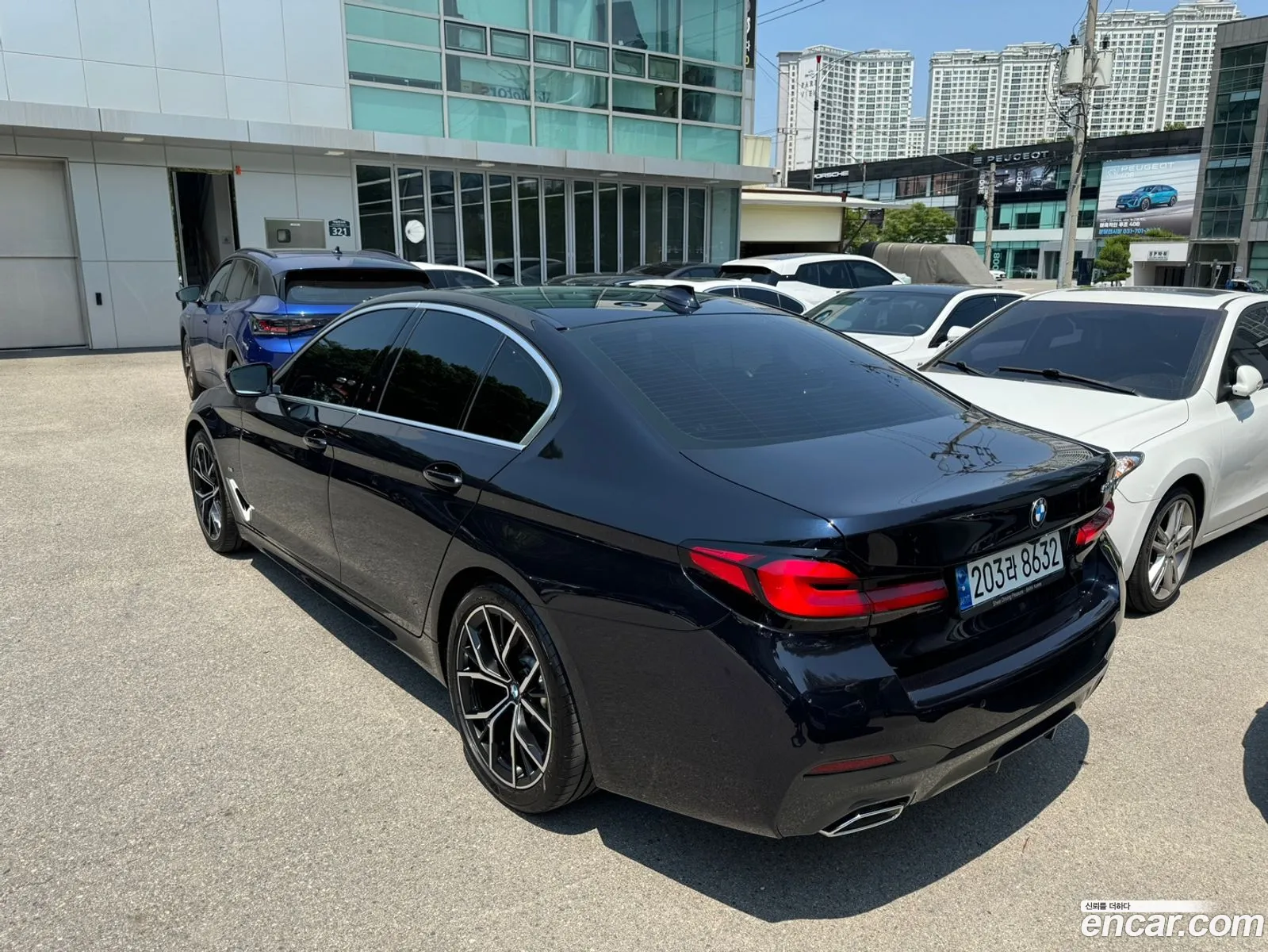 BMW 5 Series G30 530I xDrive M Sports - фотография 18338374