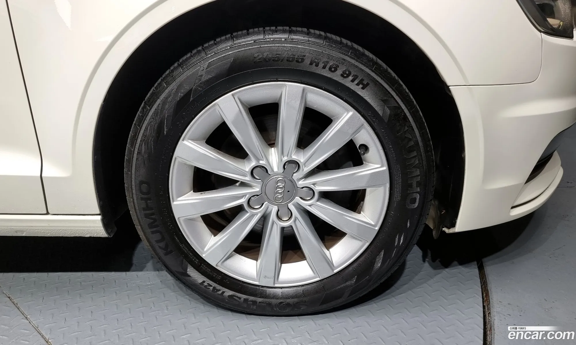 Audi New A3 25 Tdi Dynamic 8V - фотография 16374197