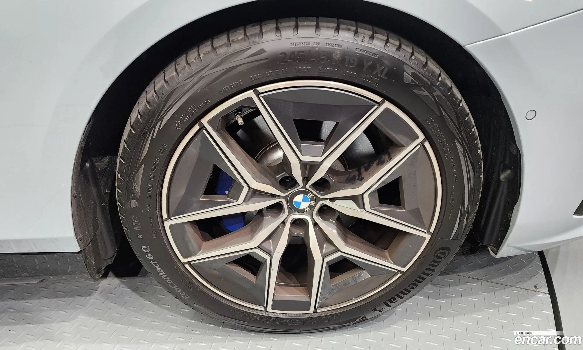 BMW 5 Series G60 520I M Sports - фотография 8007701