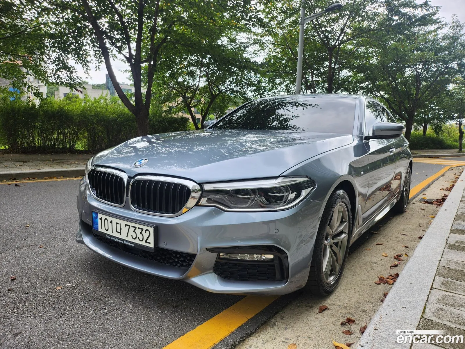 BMW 5 Series G30 530I xDrive M Sports - фотография 7035861