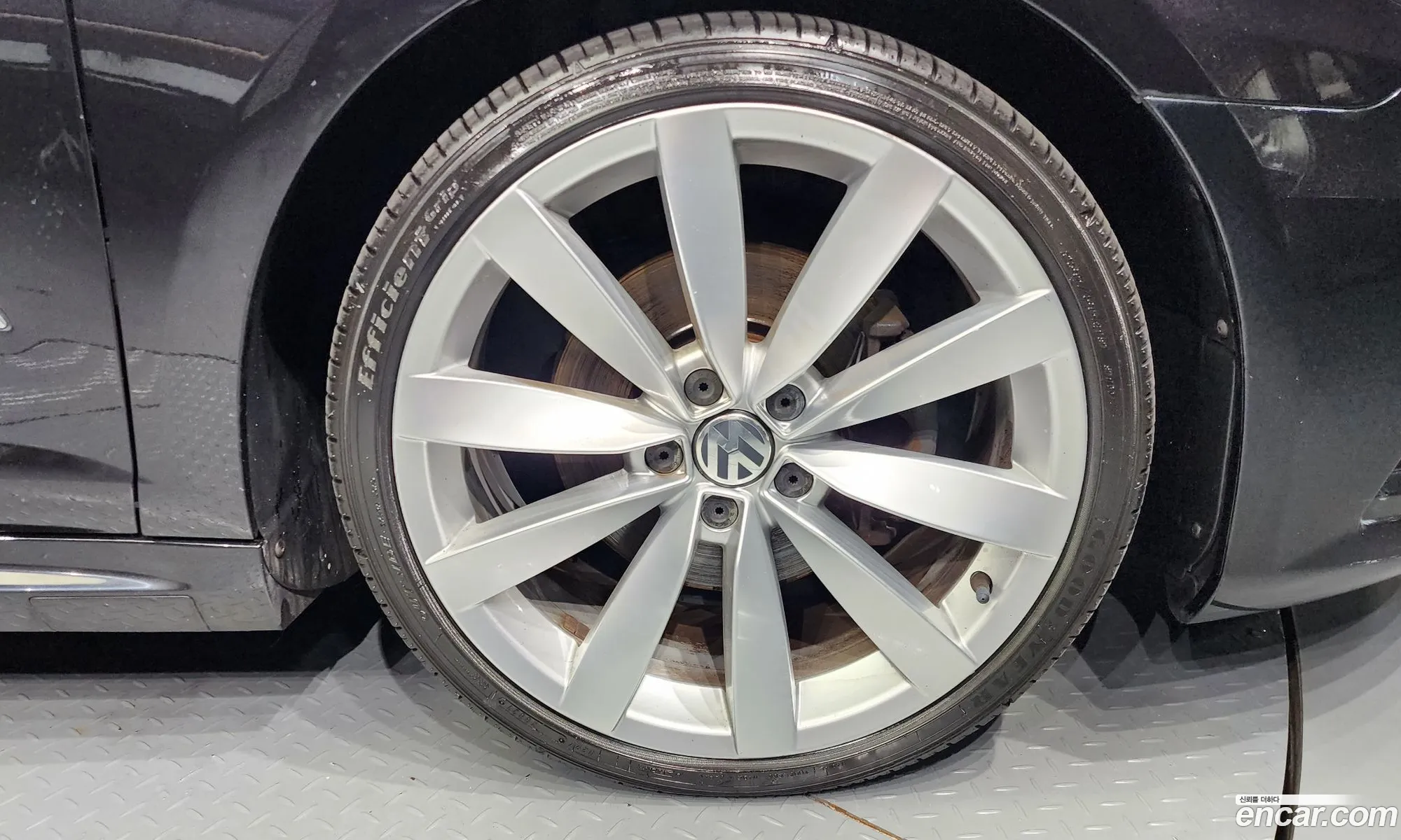 Volkswagen New Cc 20 Tdi Bluemotion R Line - фотография 7907326