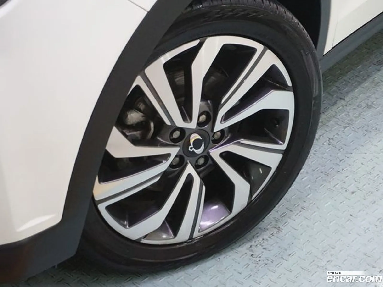 Kg Mobility Ssangyong Very New Tivoli Gasoline 15 2Wd V5 - фотография 8017812