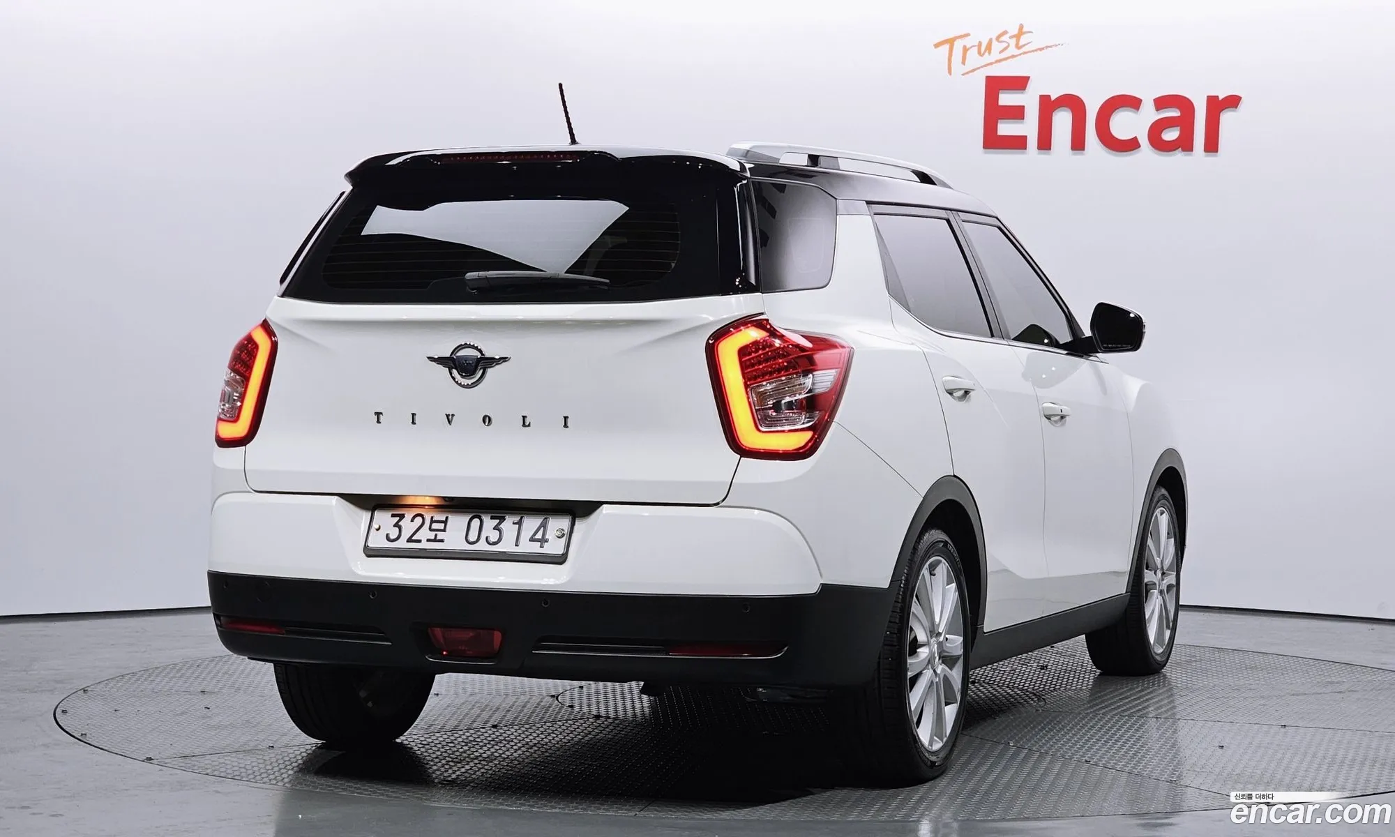 Kg Mobility Ssangyong Tivoli Air Diesel Ix 2Wd - фотография 7398441