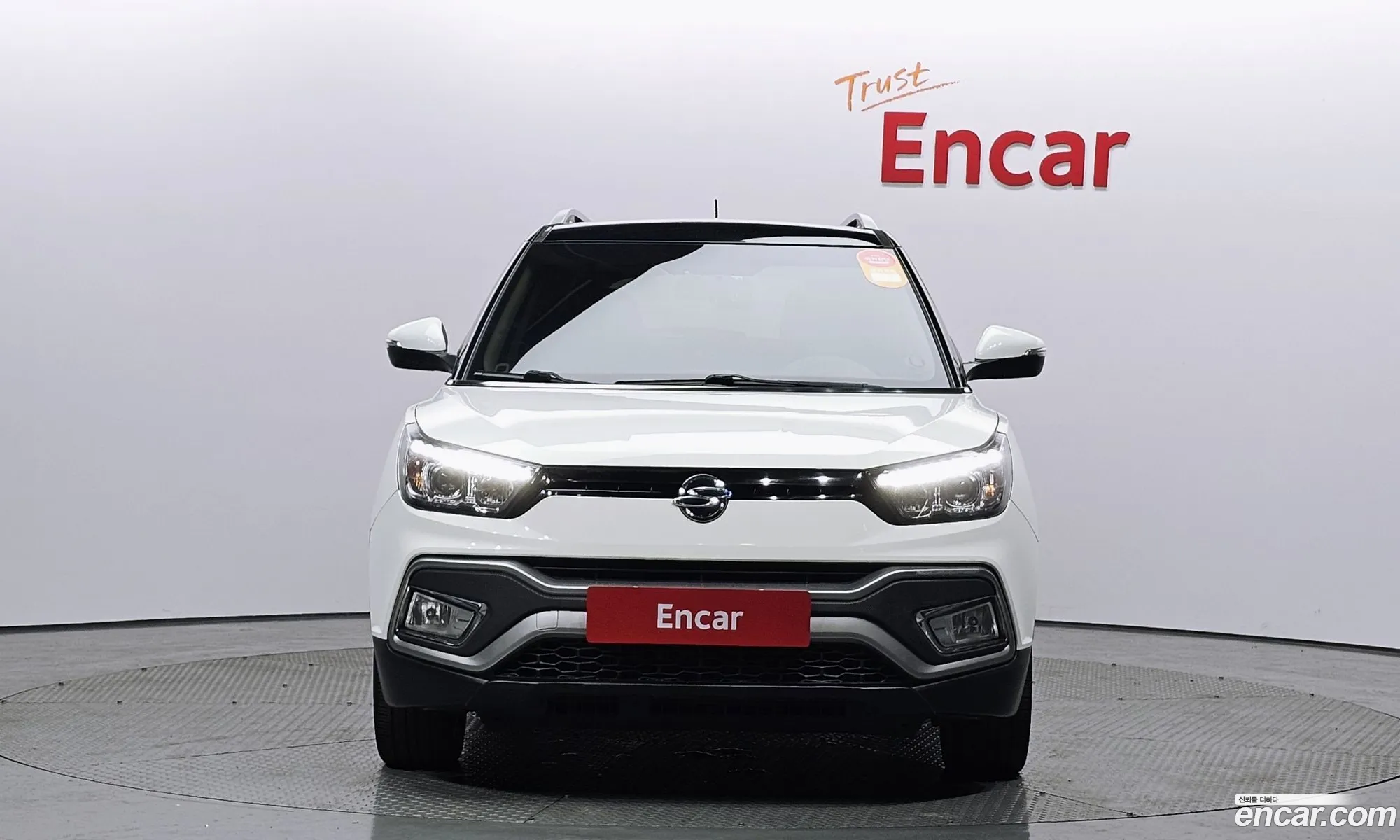 Kg Mobility Ssangyong Tivoli Air Diesel Ix 2Wd - фотография 7398442