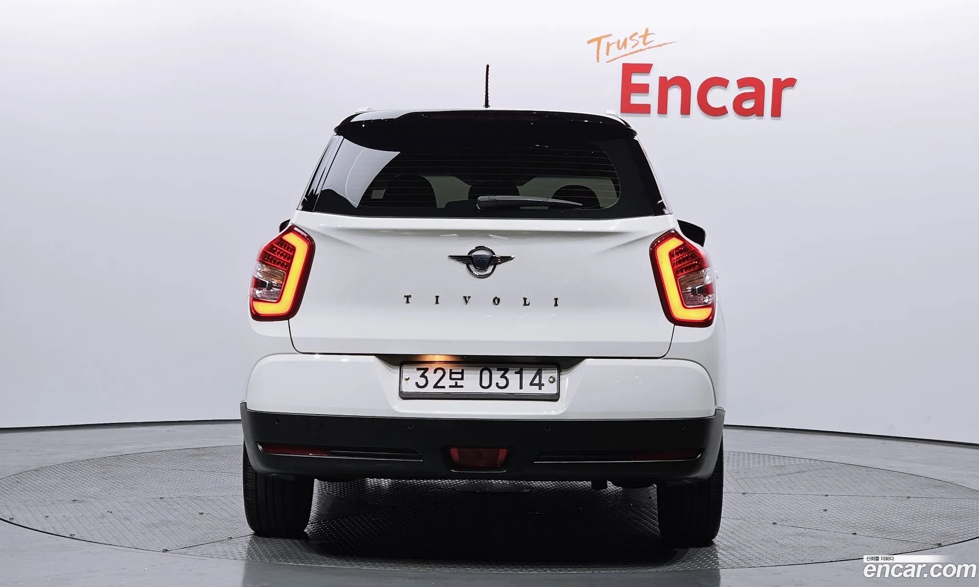 Kg Mobility Ssangyong Tivoli Air Diesel Ix 2Wd - фотография 7398443