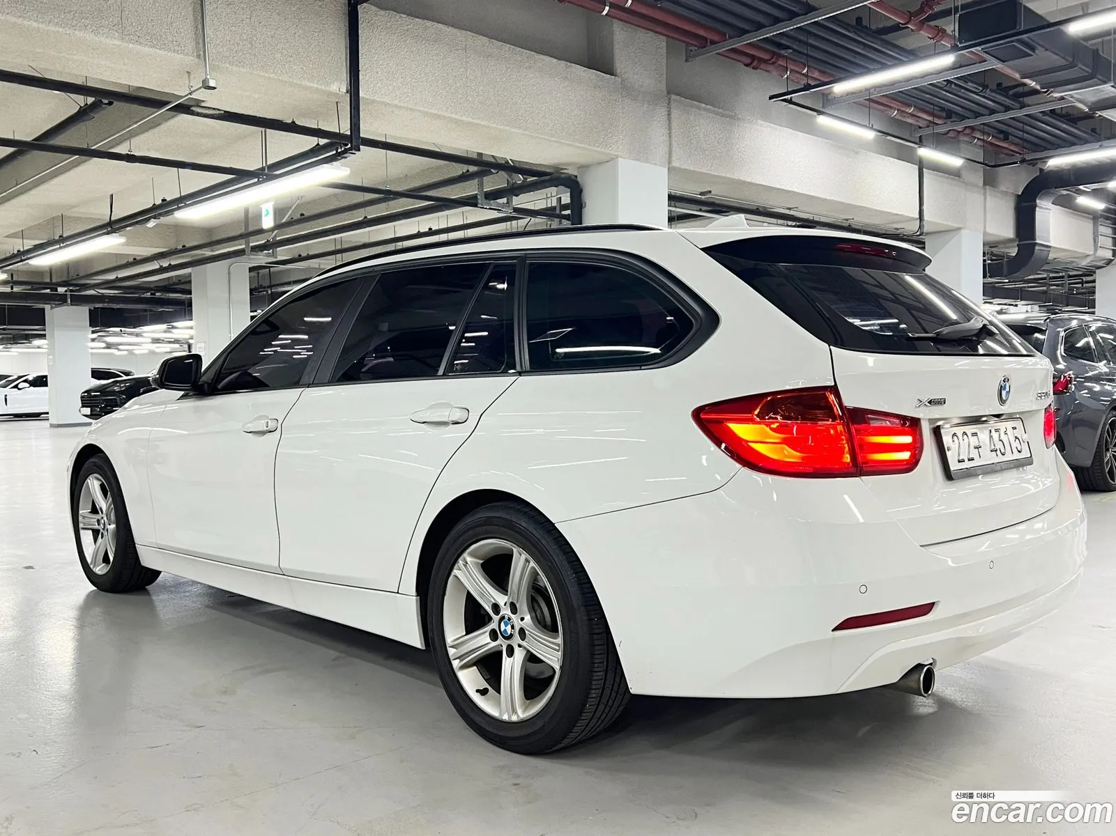 BMW 3 Series F30 320D xDrive Touring - фотография 7414445