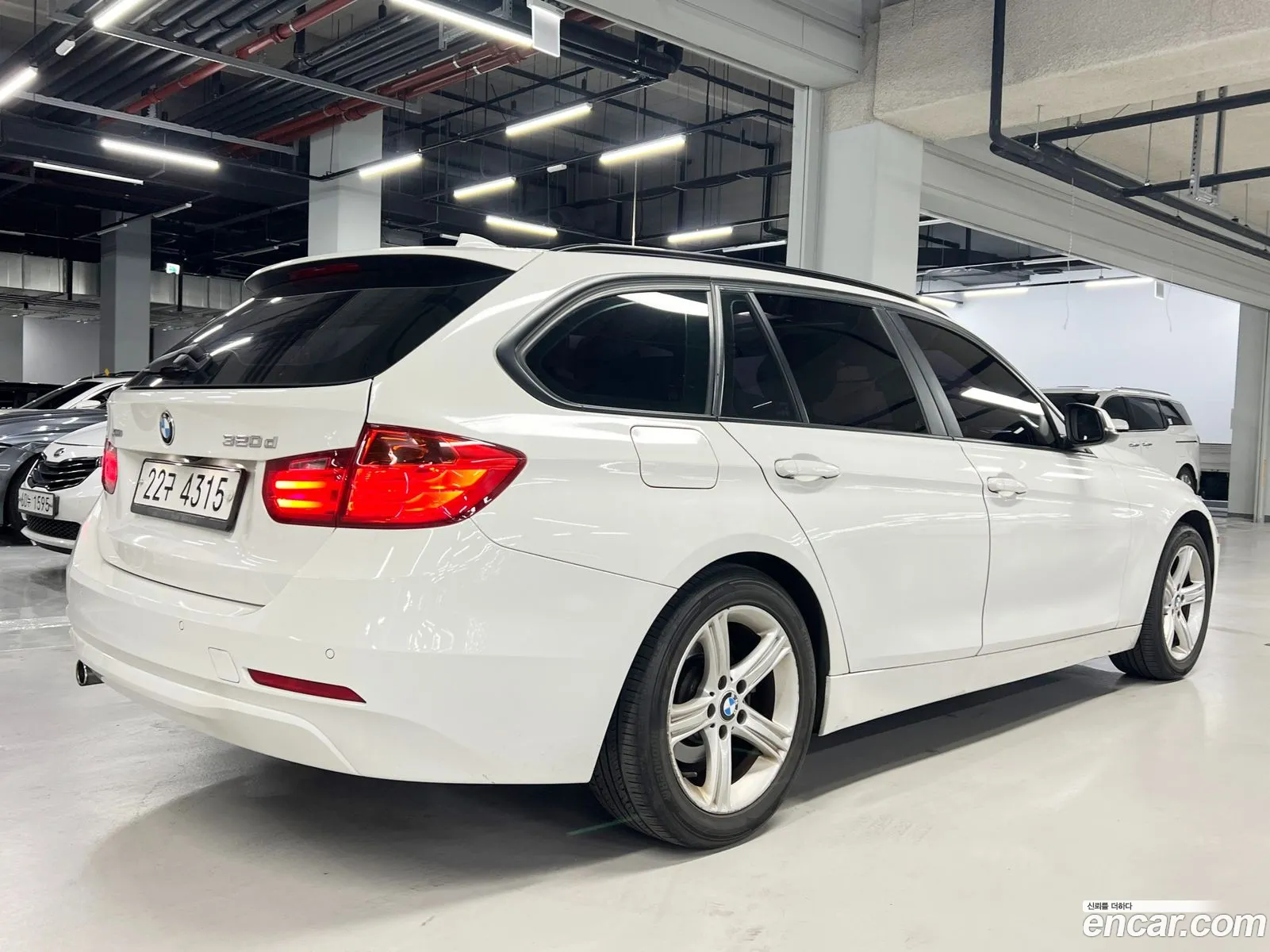 BMW 3 Series F30 320D xDrive Touring - фотография 7414446