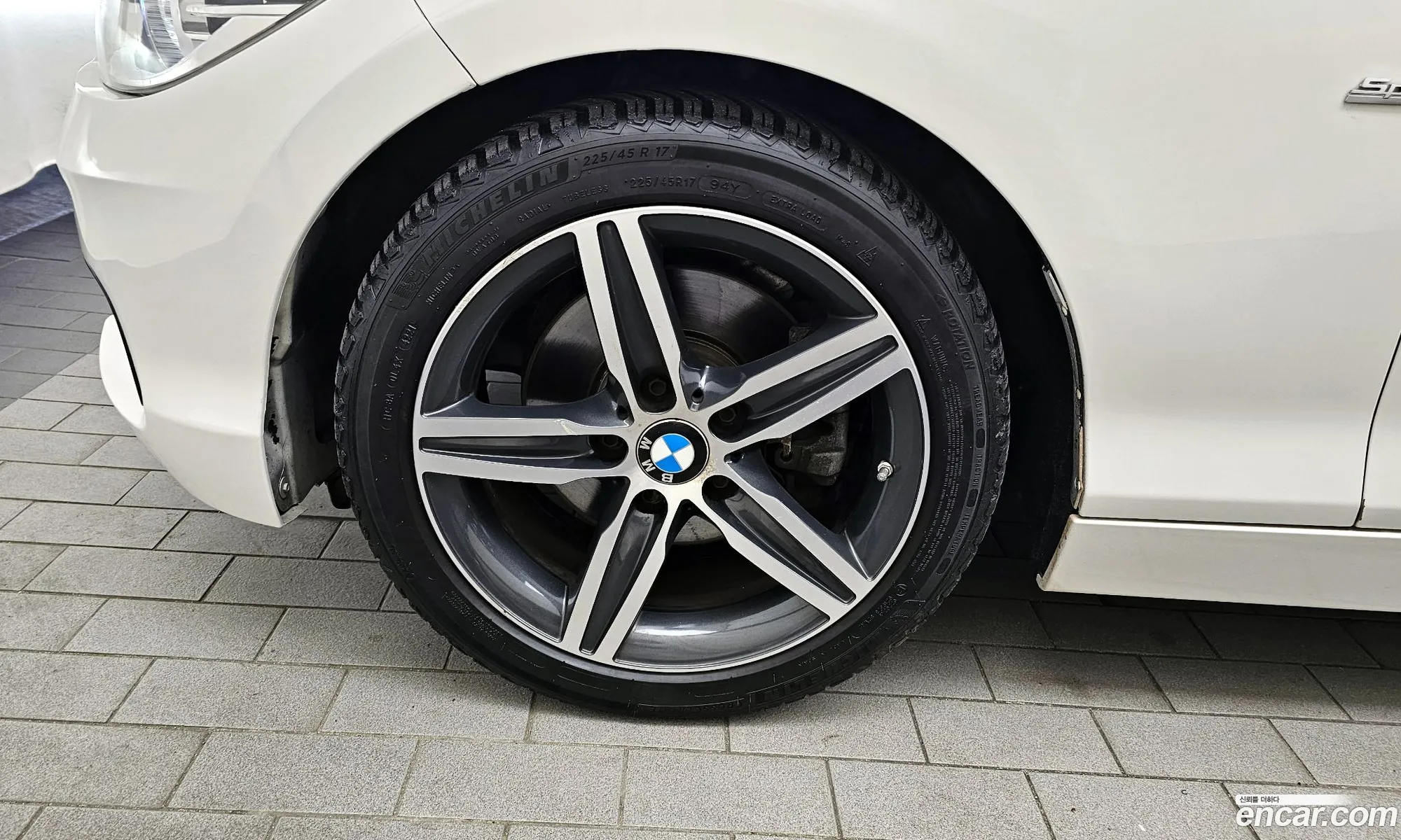 BMW 1 Series F20 118D Sports 5-Door - фотография 18338365