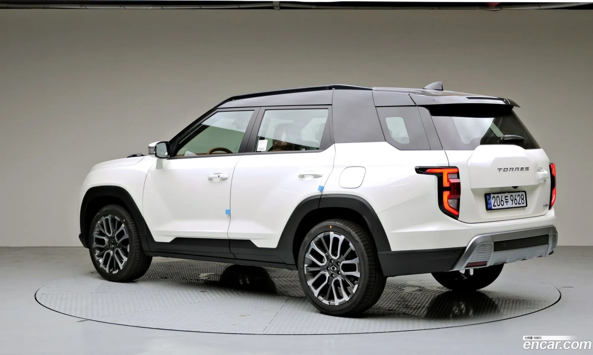 Kg Mobility Ssangyong Torres Gasoline 15 2Wd T7 - фотография 6825924
