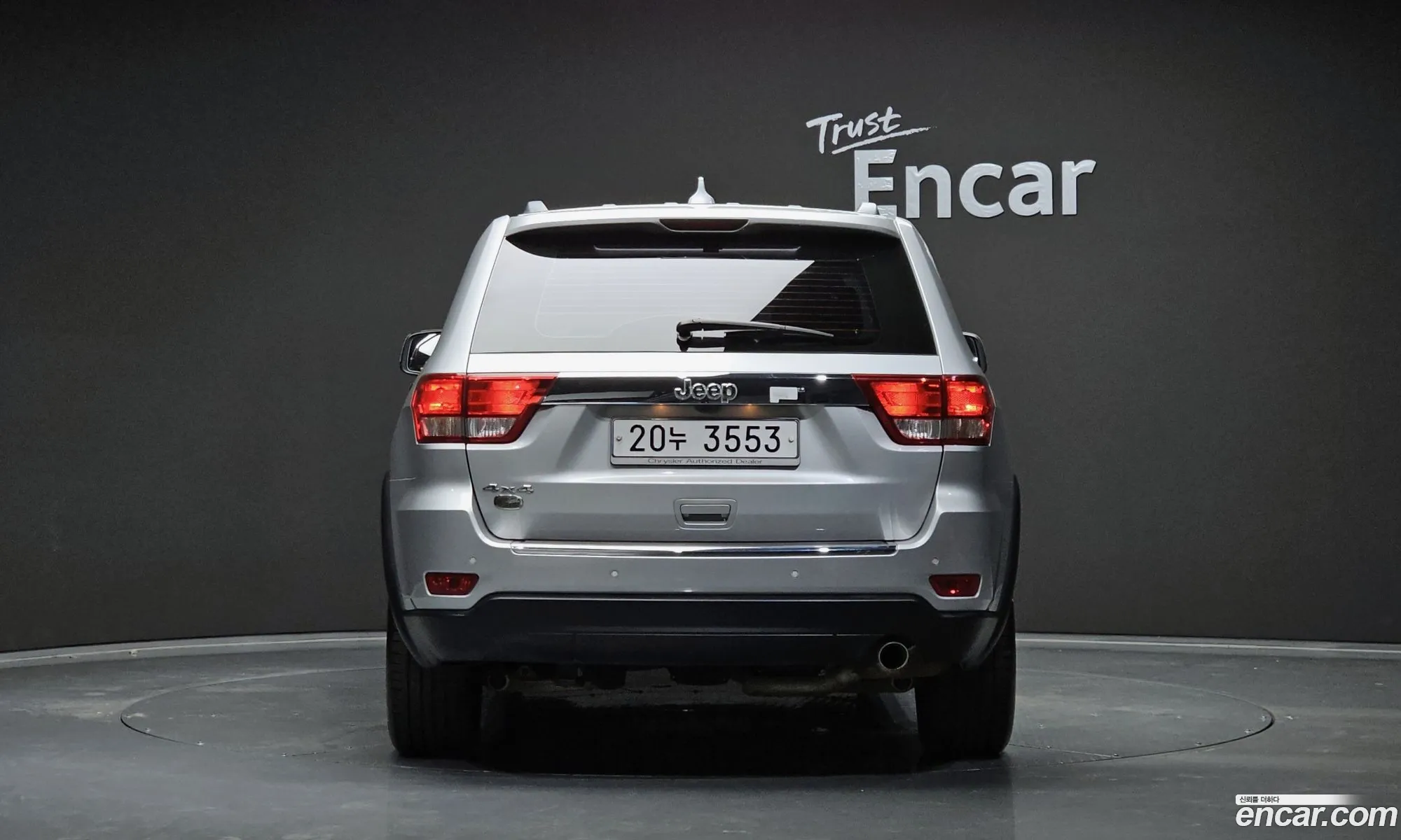 Jeep Grand Cherokee 36 Overland Wk2 - фотография 7033264