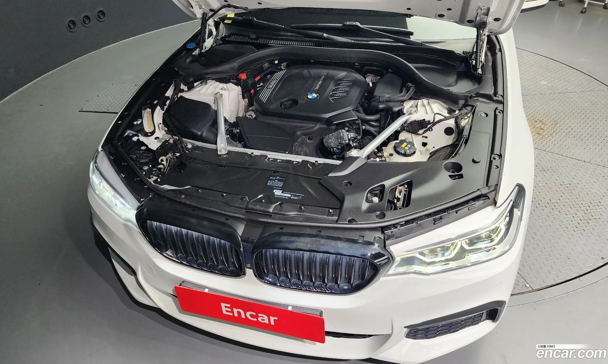 BMW 5 Series G30 520D M Sports Plus - фотография 18590705