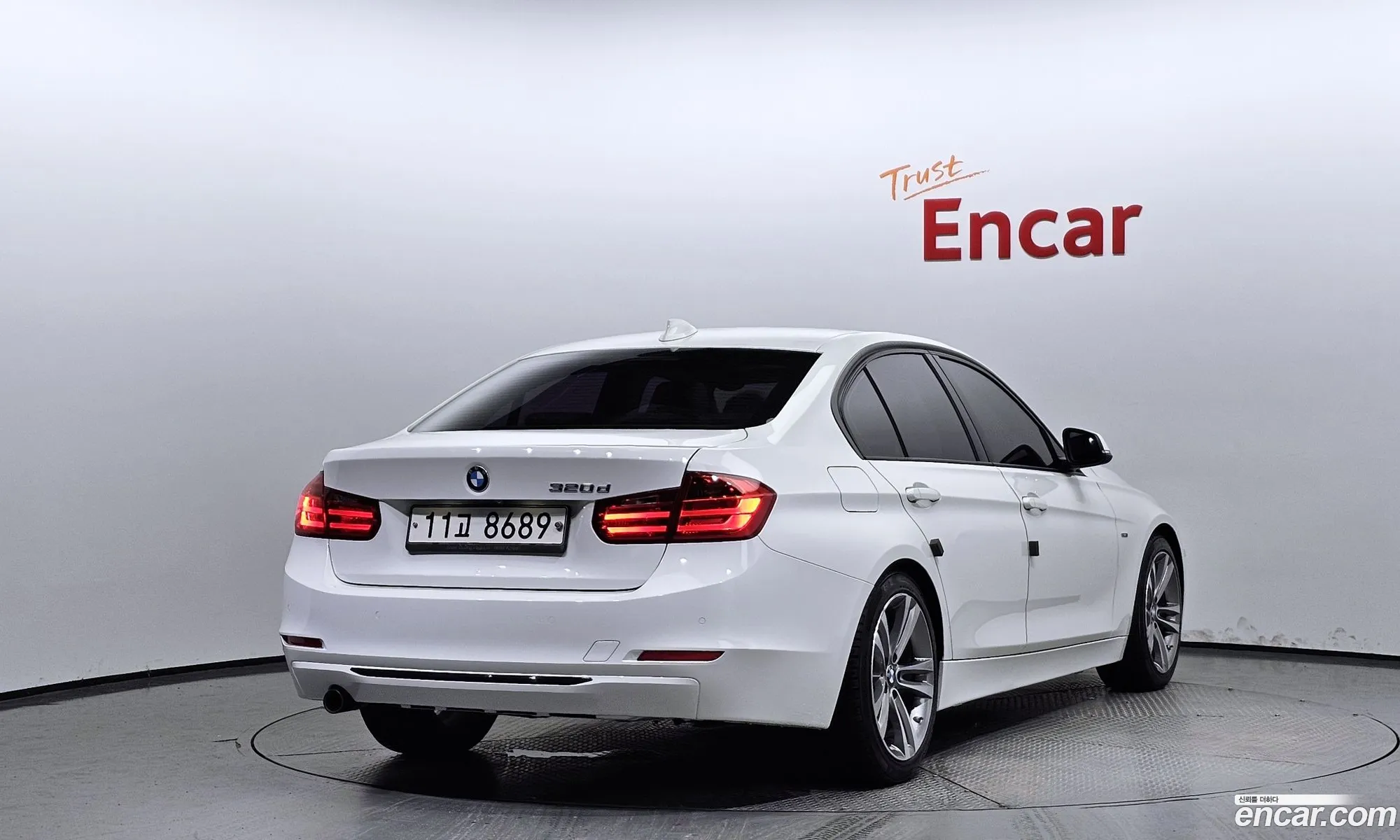 BMW 3 Series F30 320D Sports - фотография 7590831