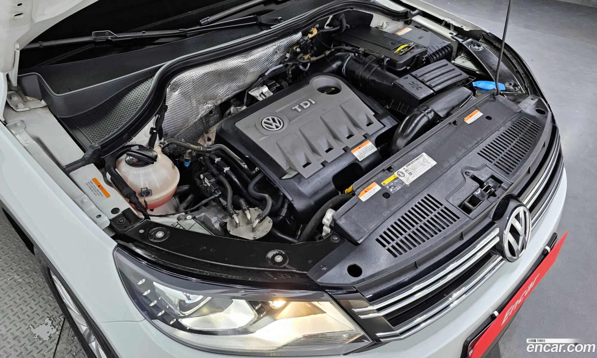 Volkswagen New Tiguan 20 Tdi Comfort 5N - фотография 12505659