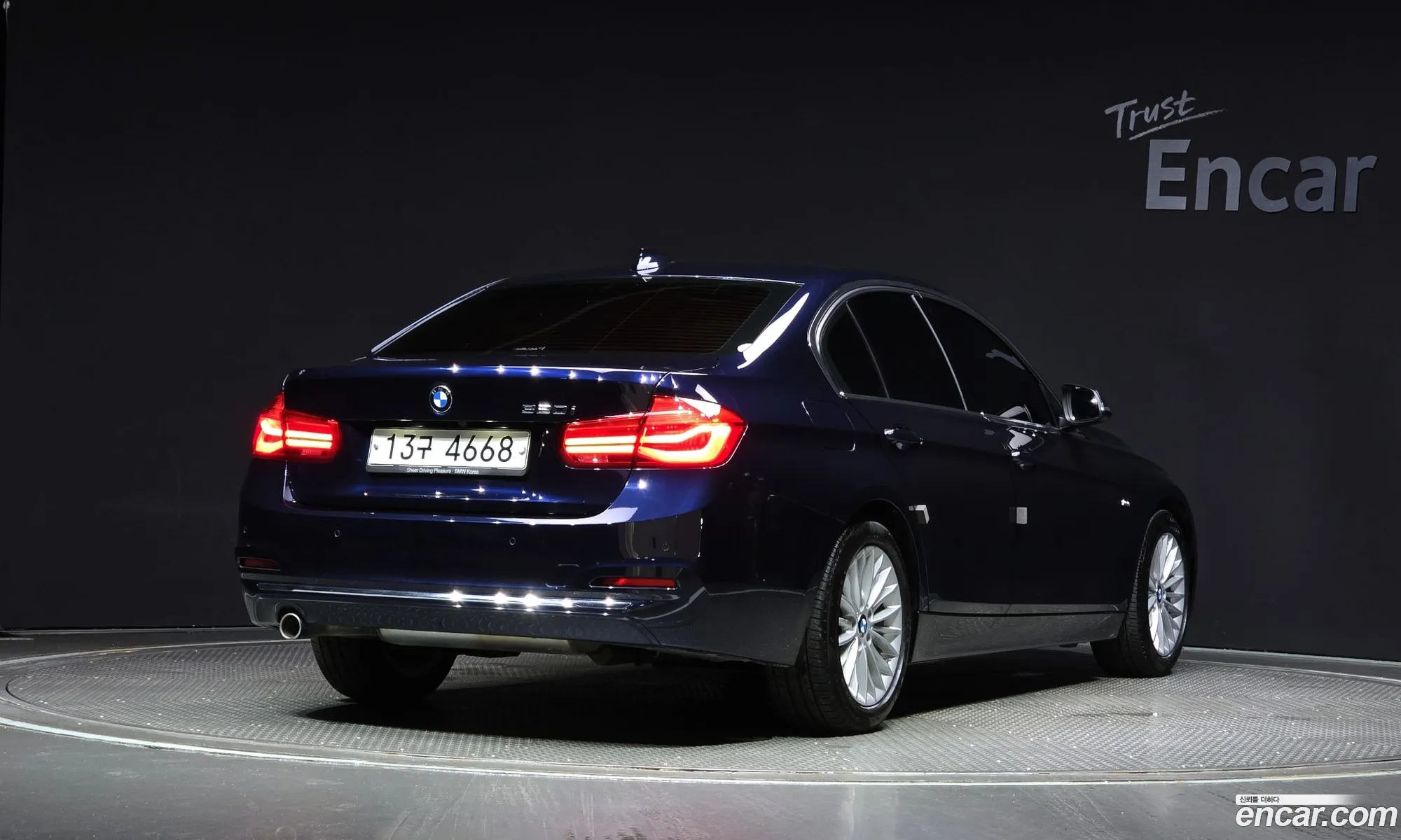 BMW 3 Series F30 320I Luxury - фотография 18317670
