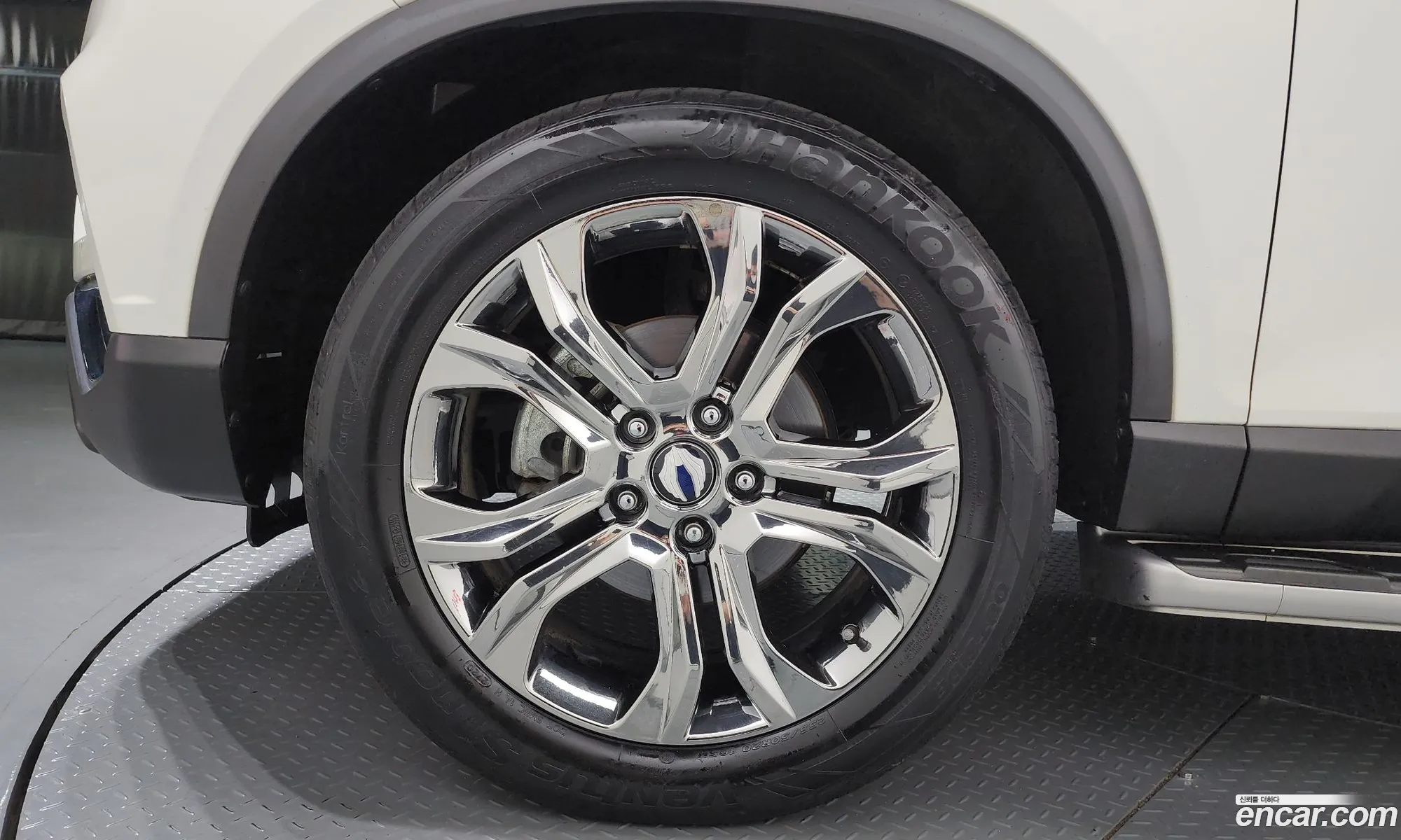 Kg Mobility Ssangyong G4 Rexton Diesel 22 4Wd White Edition - фотография 6952216