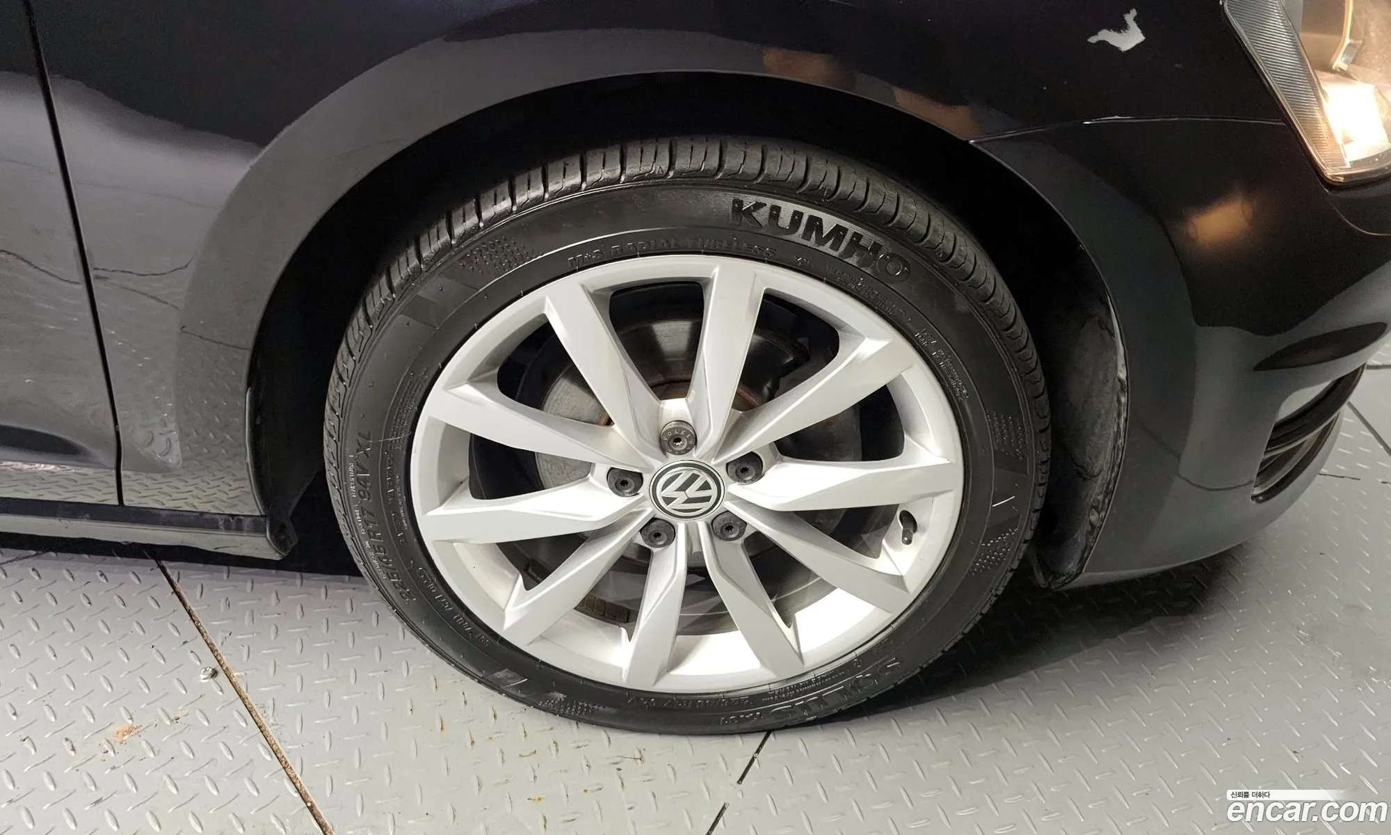 Volkswagen Golf 6Th Generation 16 Tdi Bluemotion Style Edition - фотография 8613125