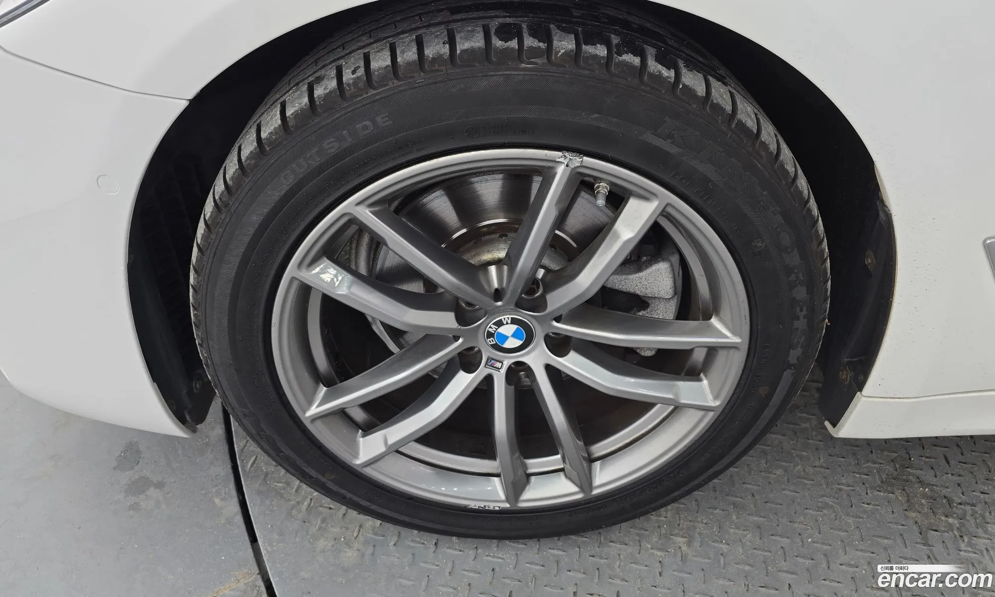 BMW 5 Series G30 520D M Sports Special Edition - фотография 7227669