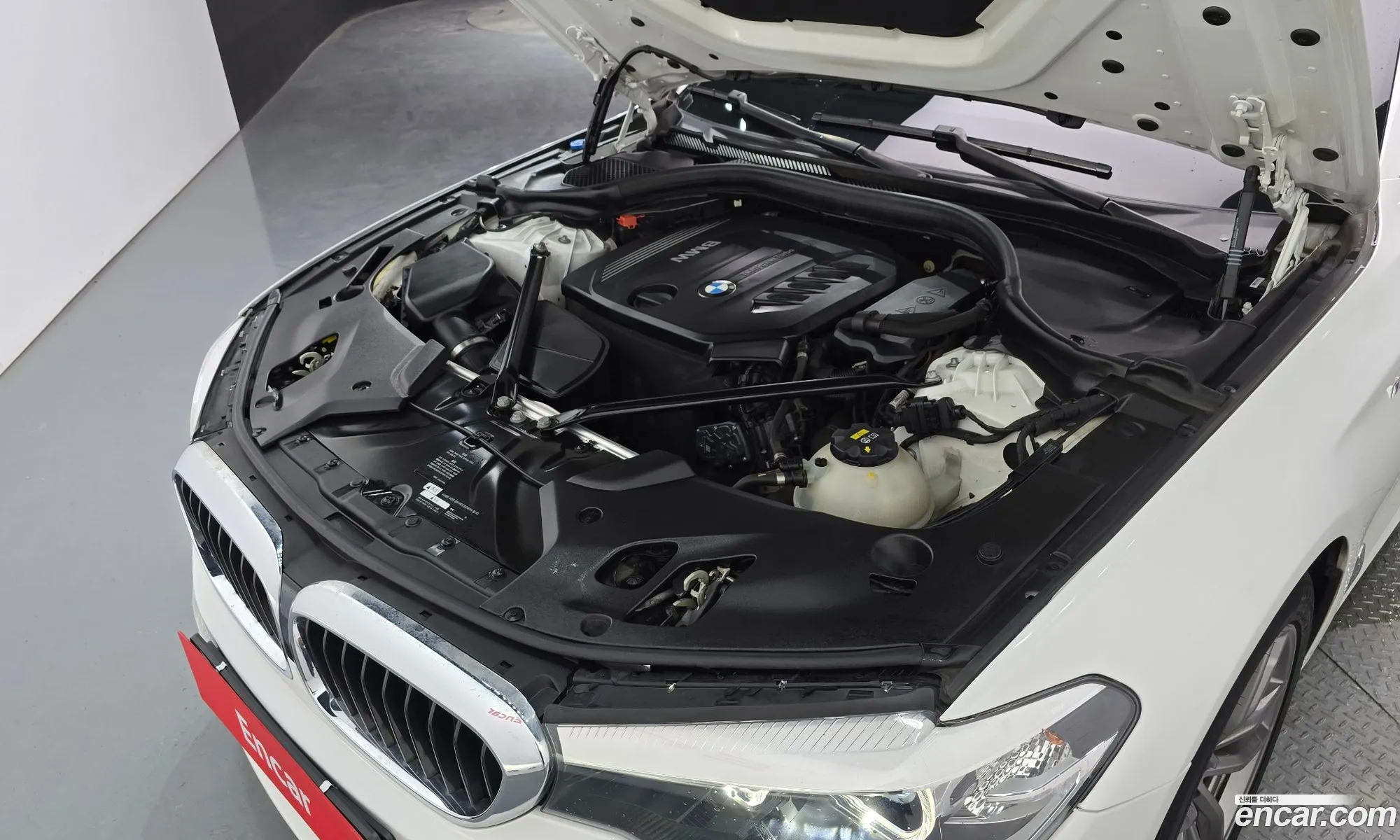BMW 5 Series G30 520D M Sports Special Edition - фотография 7227670