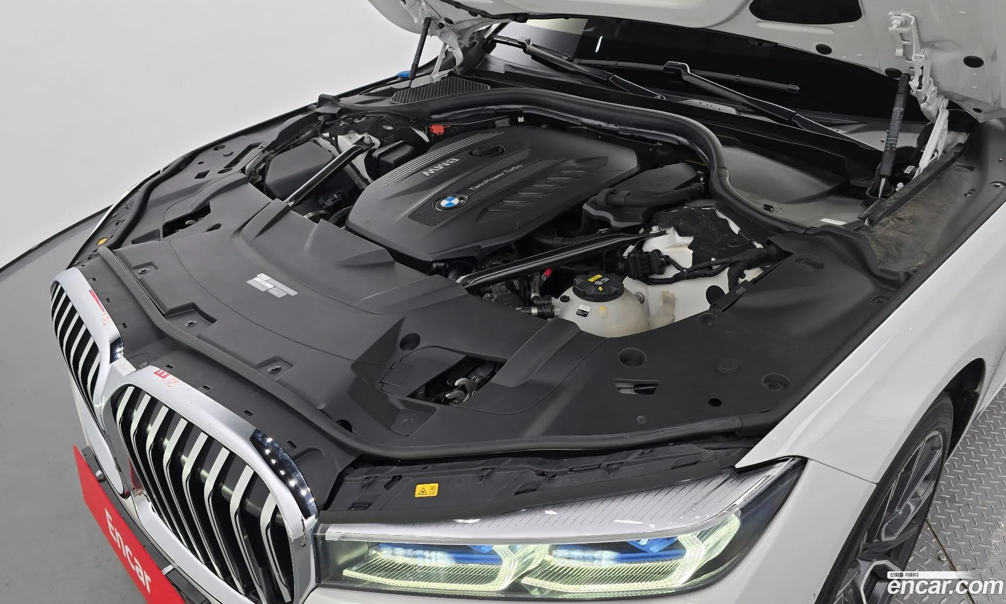 BMW 7 Series G11 730D xDrive M Sports - фотография 5184841