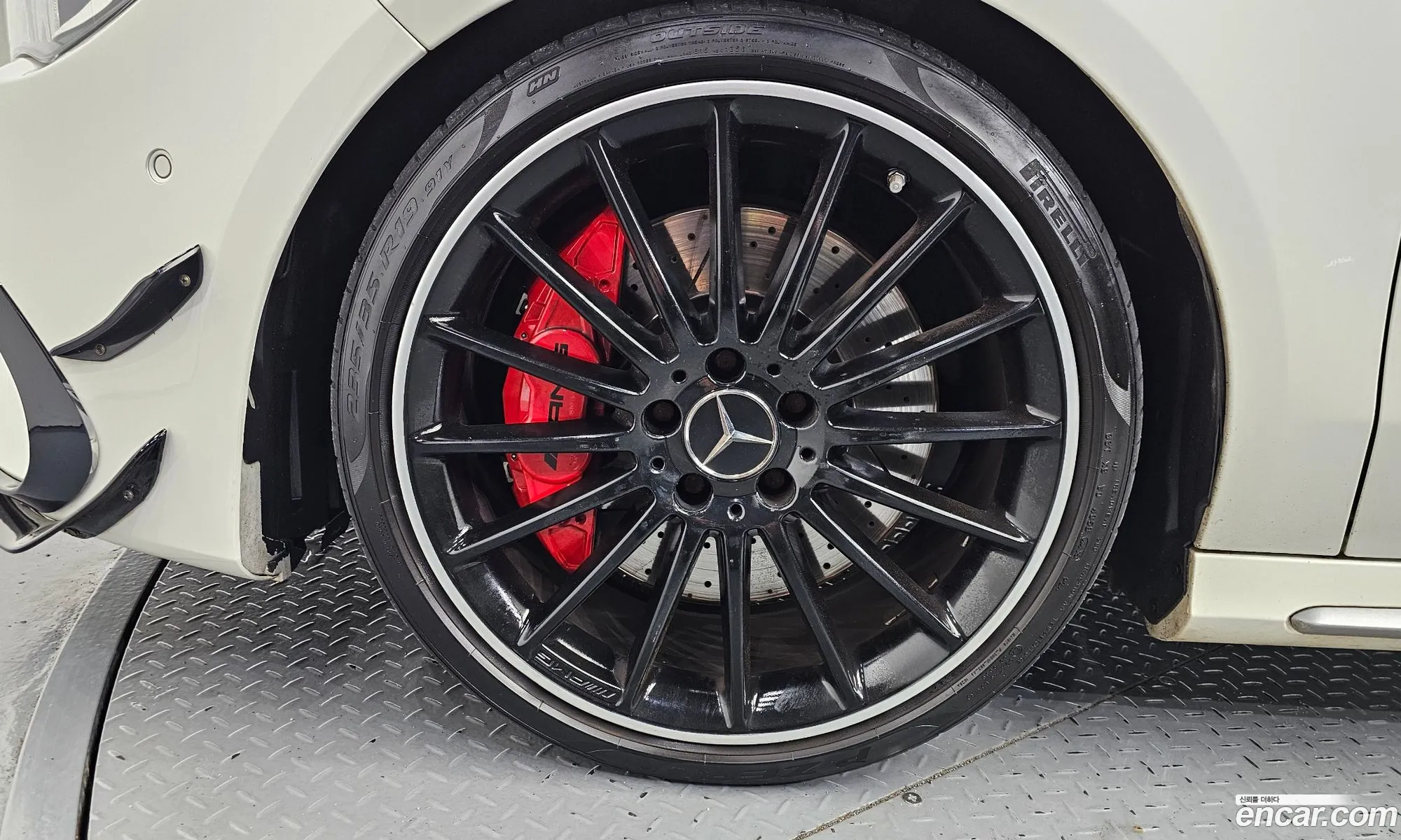 Mercedes Cla-Class C117 Cla45 Amg 4Matic - фотография 19133165