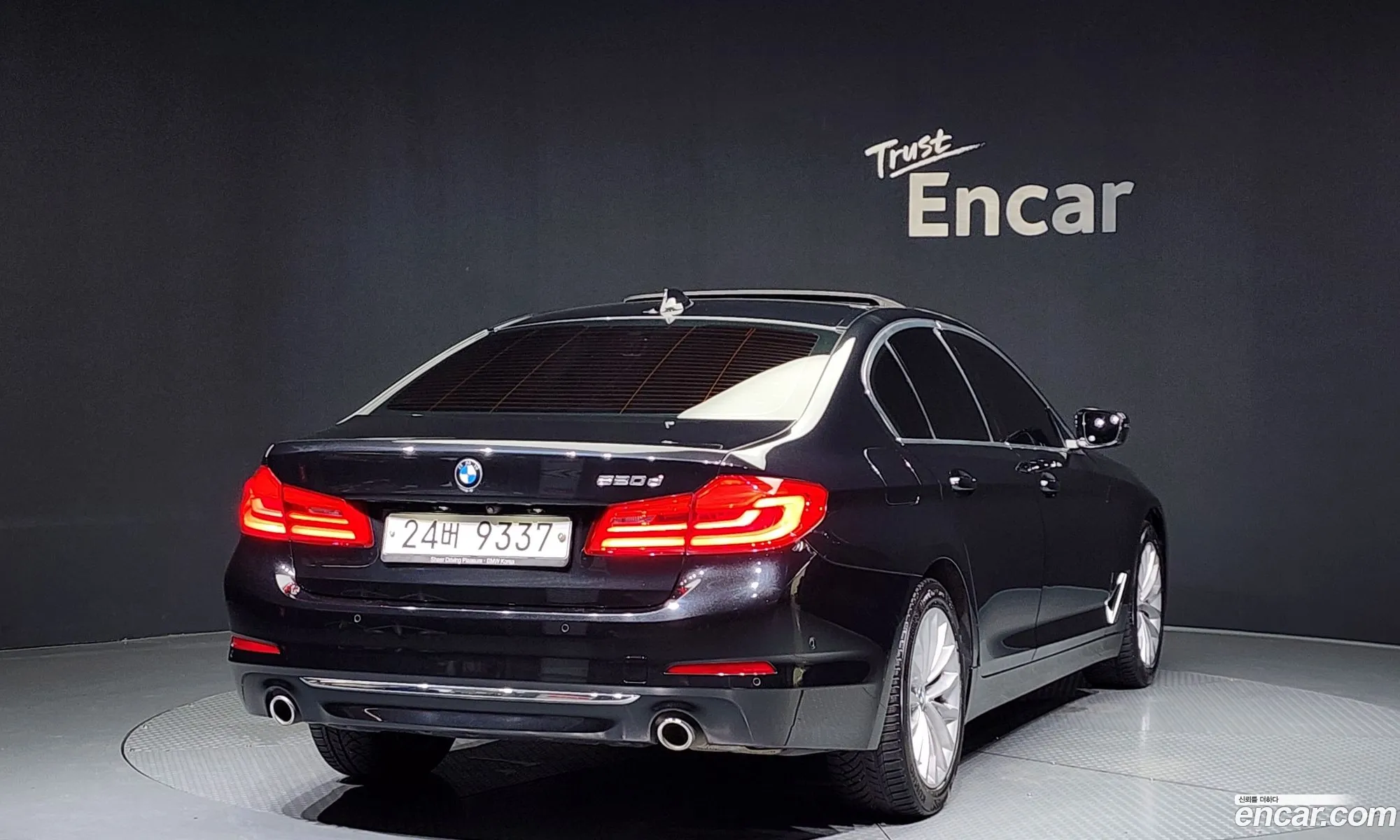 5 Series G30 520D Luxury Plus - фотография 7373939