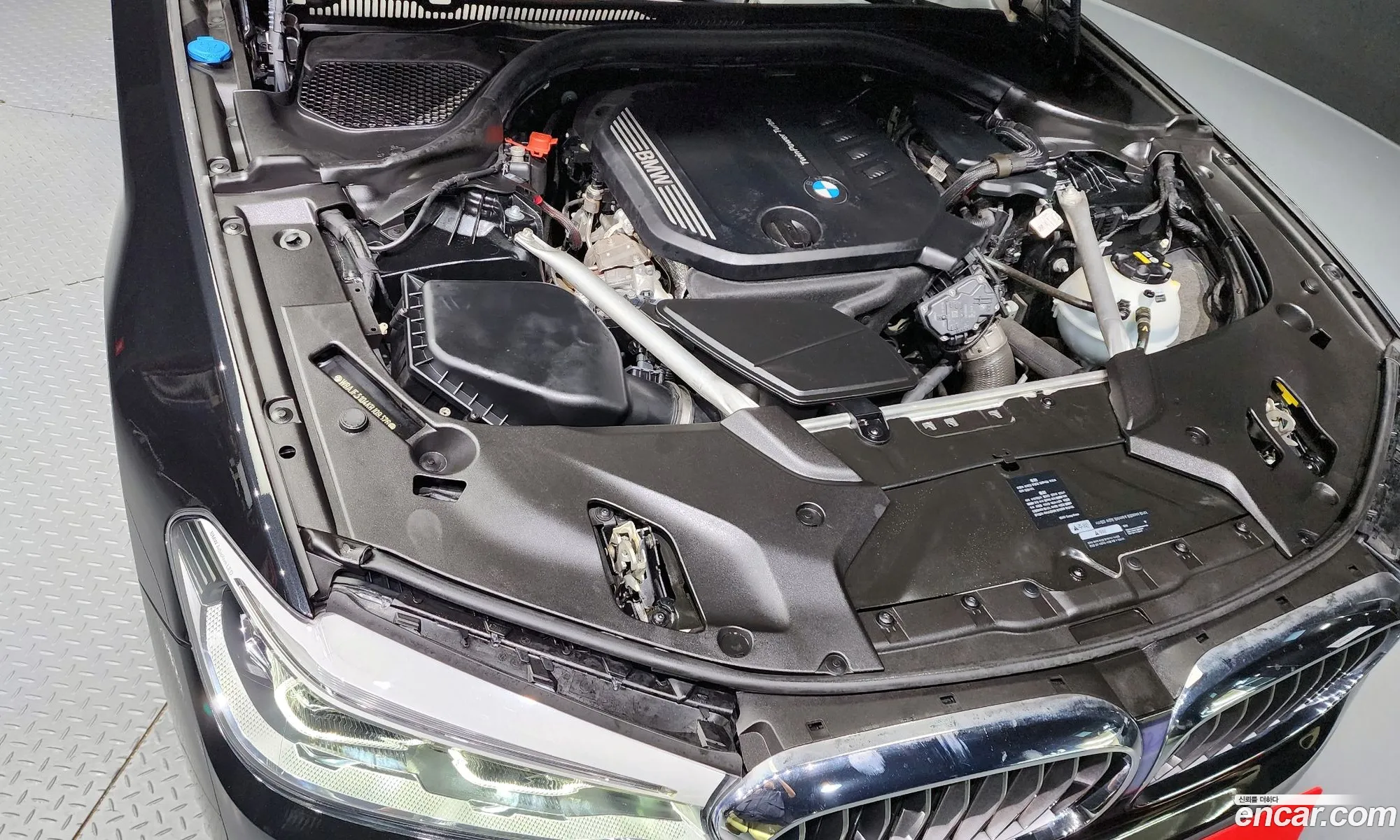 5 Series G30 520D Luxury Plus - фотография 7373943