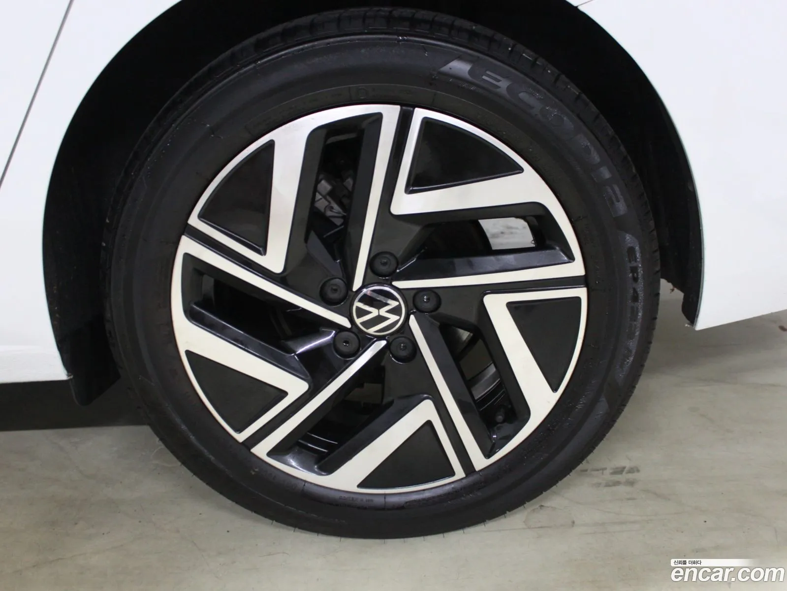 Volkswagen Jetta 7Th Generation 15 Tsi Prestige - фотография 8189542