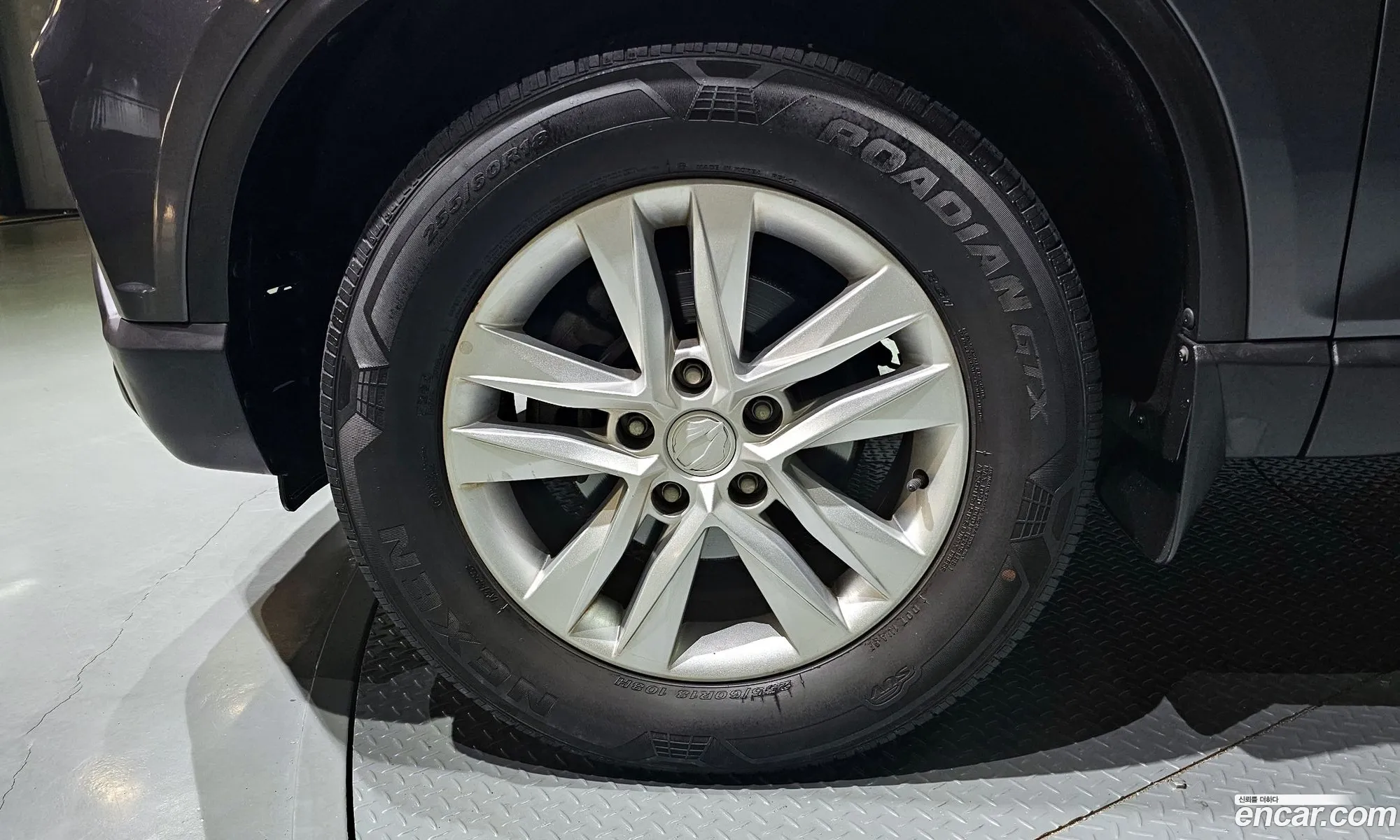 Kg Mobility Ssangyong Rexton Sports Diesel 22 2Wd Prestige - фотография 8185734